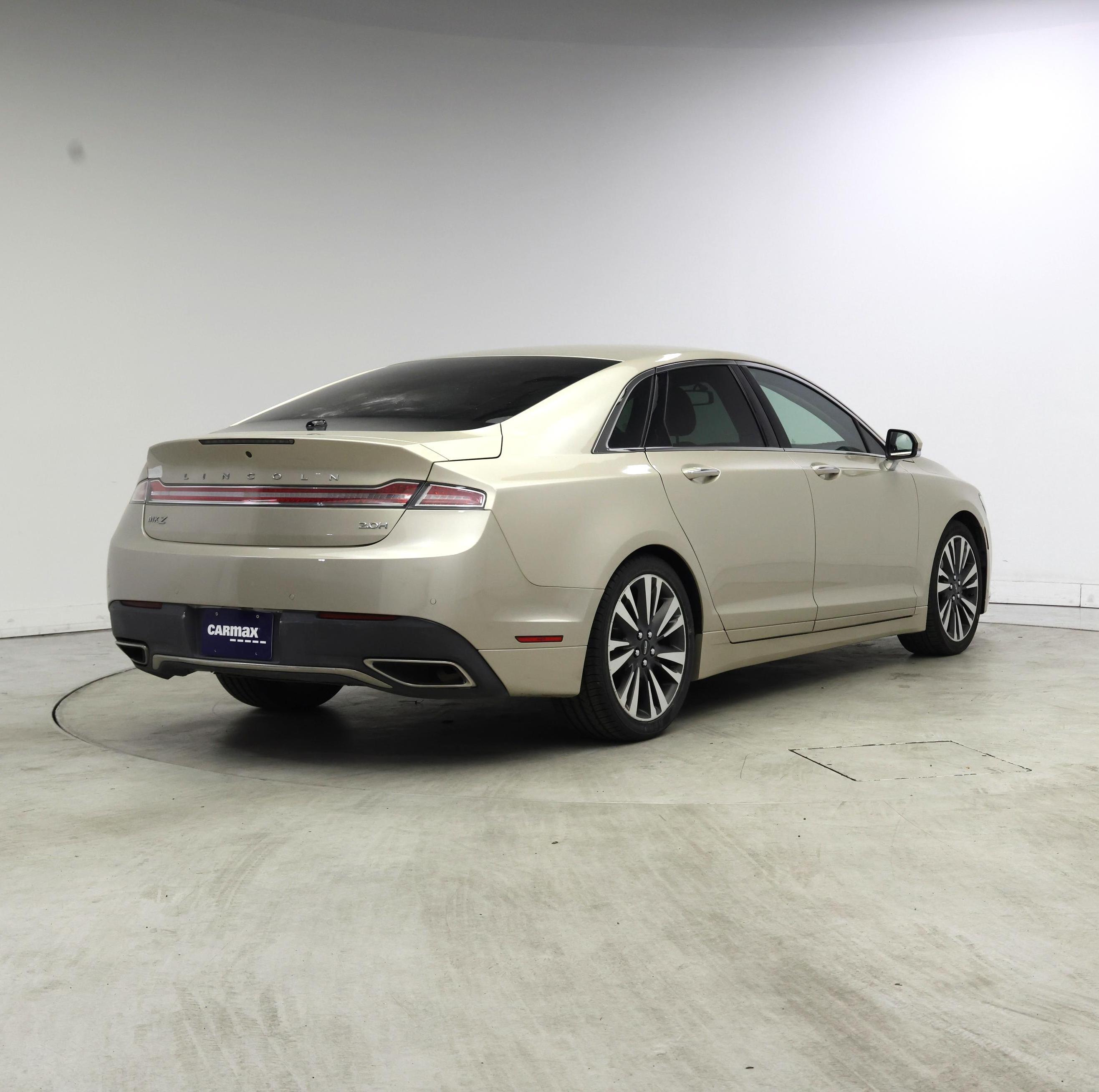Thumbnail: 2017 Lincoln MKZ - 8