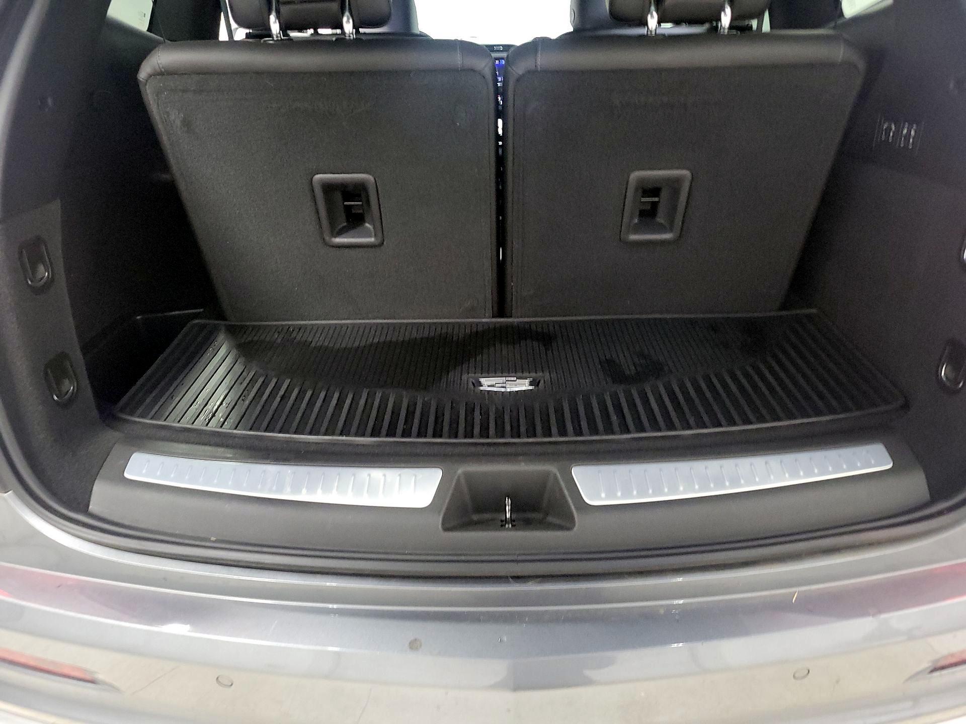 Thumbnail: 2020 Cadillac XT6 - 15