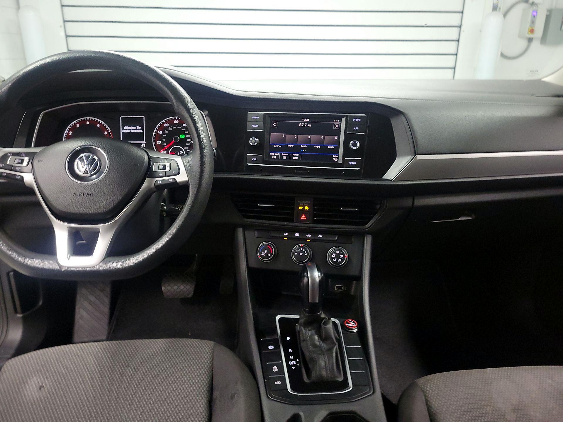 Thumbnail: 2019 Volkswagen Jetta - 8