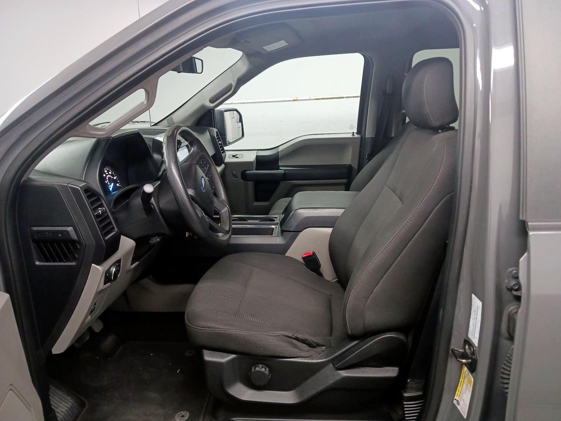 Thumbnail: 2018 Ford F-150 - 9