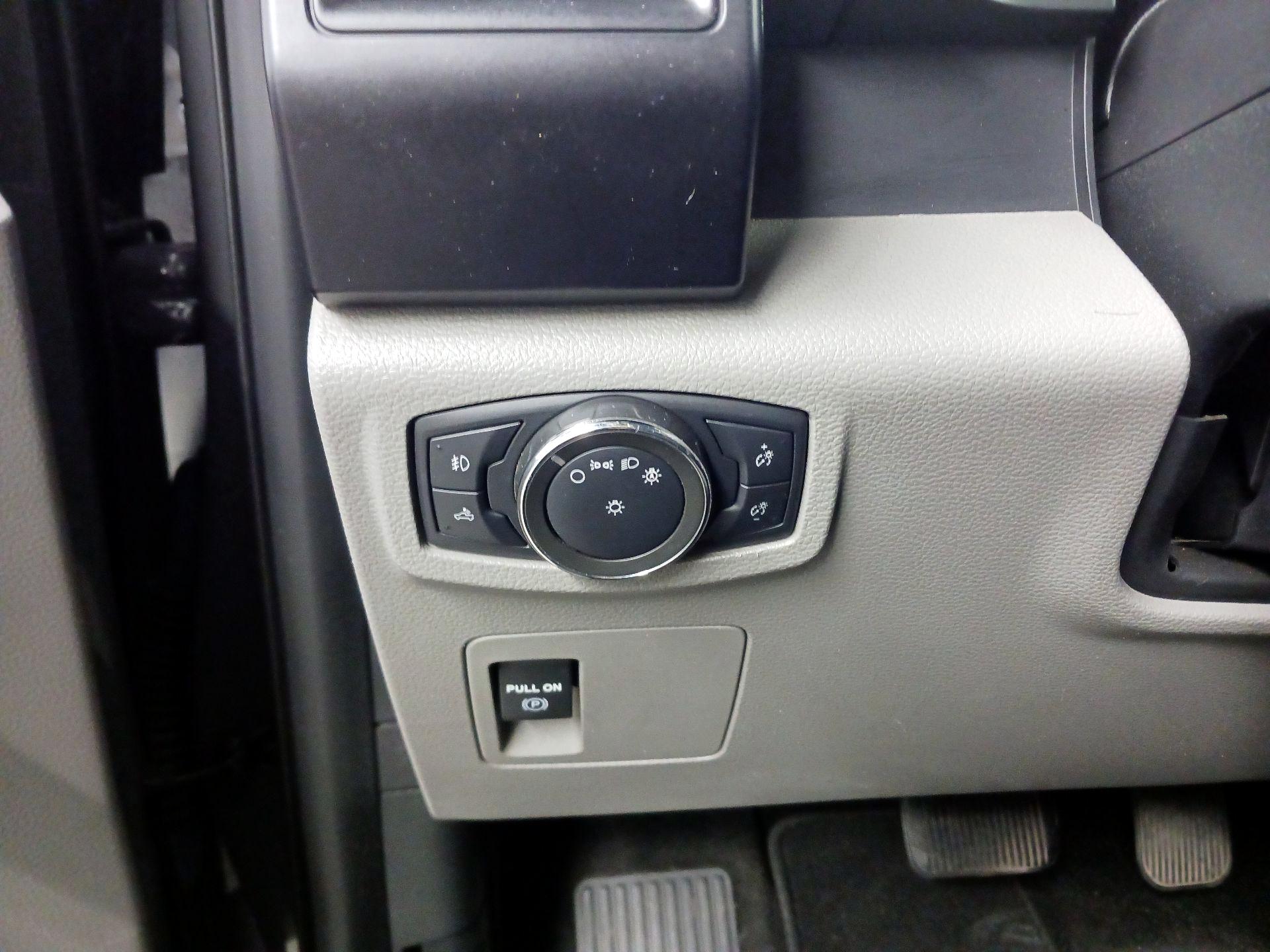 Thumbnail: 2018 Ford F-150 - 11