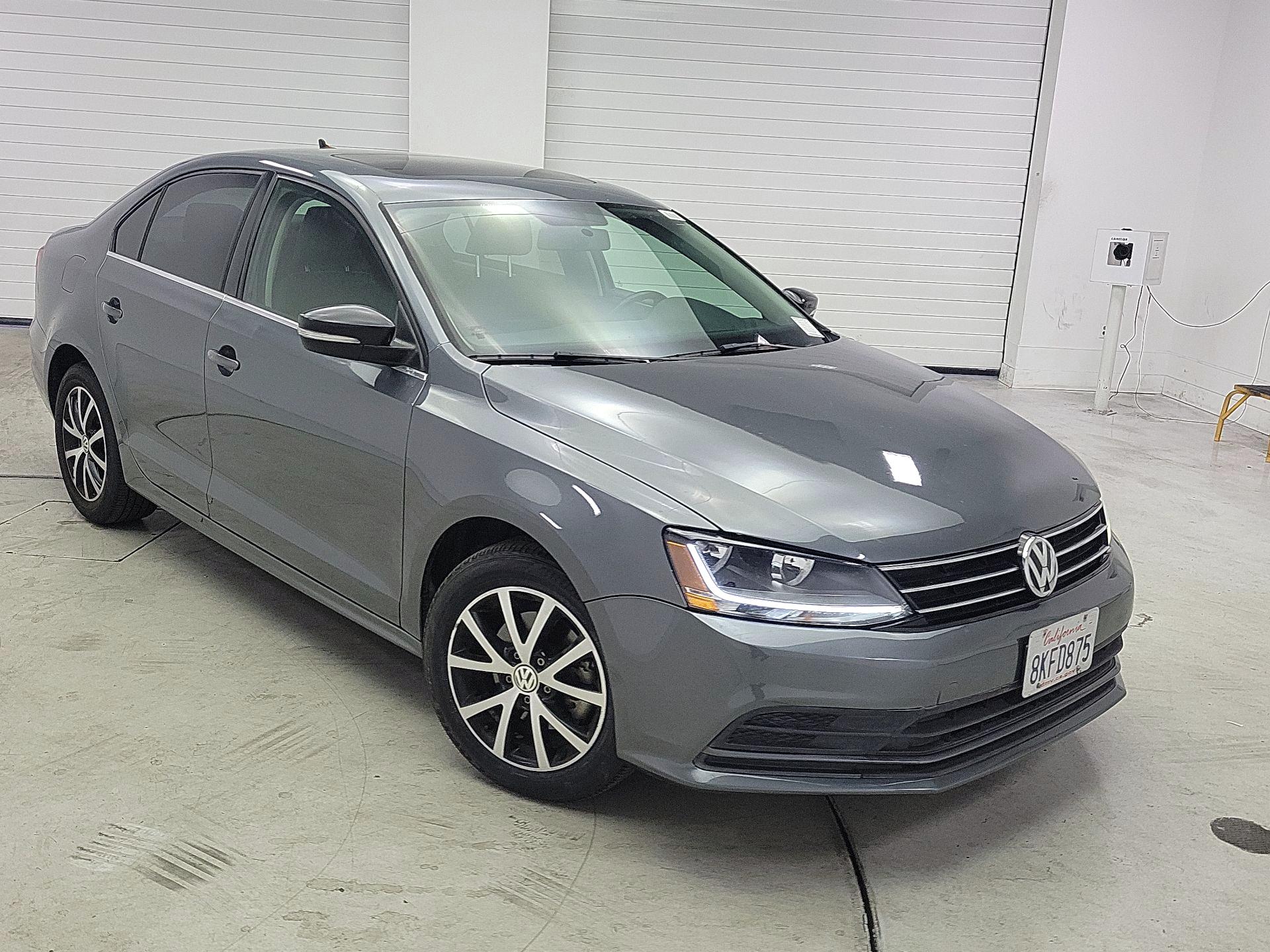 Thumbnail: 2017 Volkswagen Jetta - 1