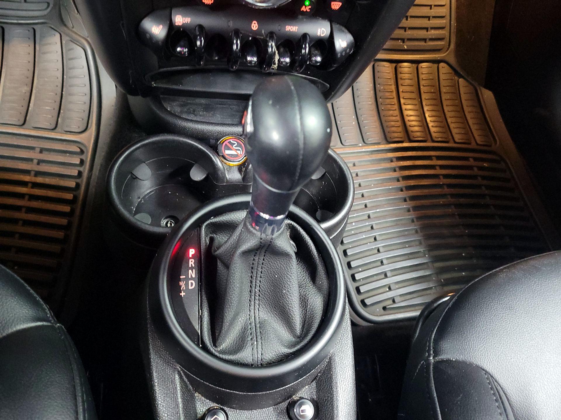 Thumbnail: 2016 MINI Cooper Countryman - 13