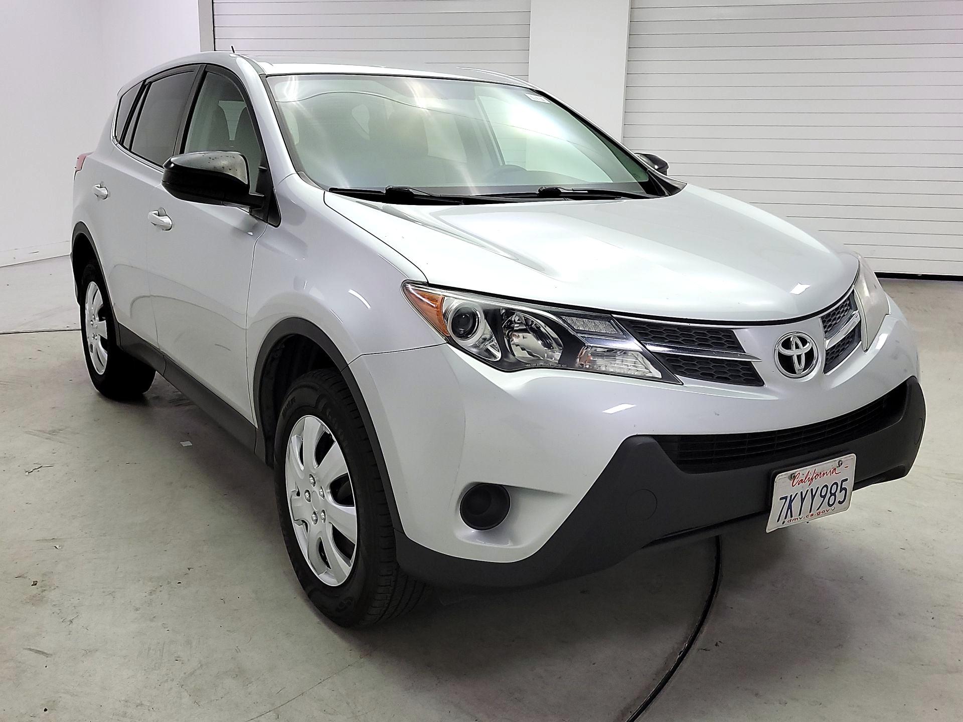 Thumbnail: 2015 Toyota RAV4 - 1