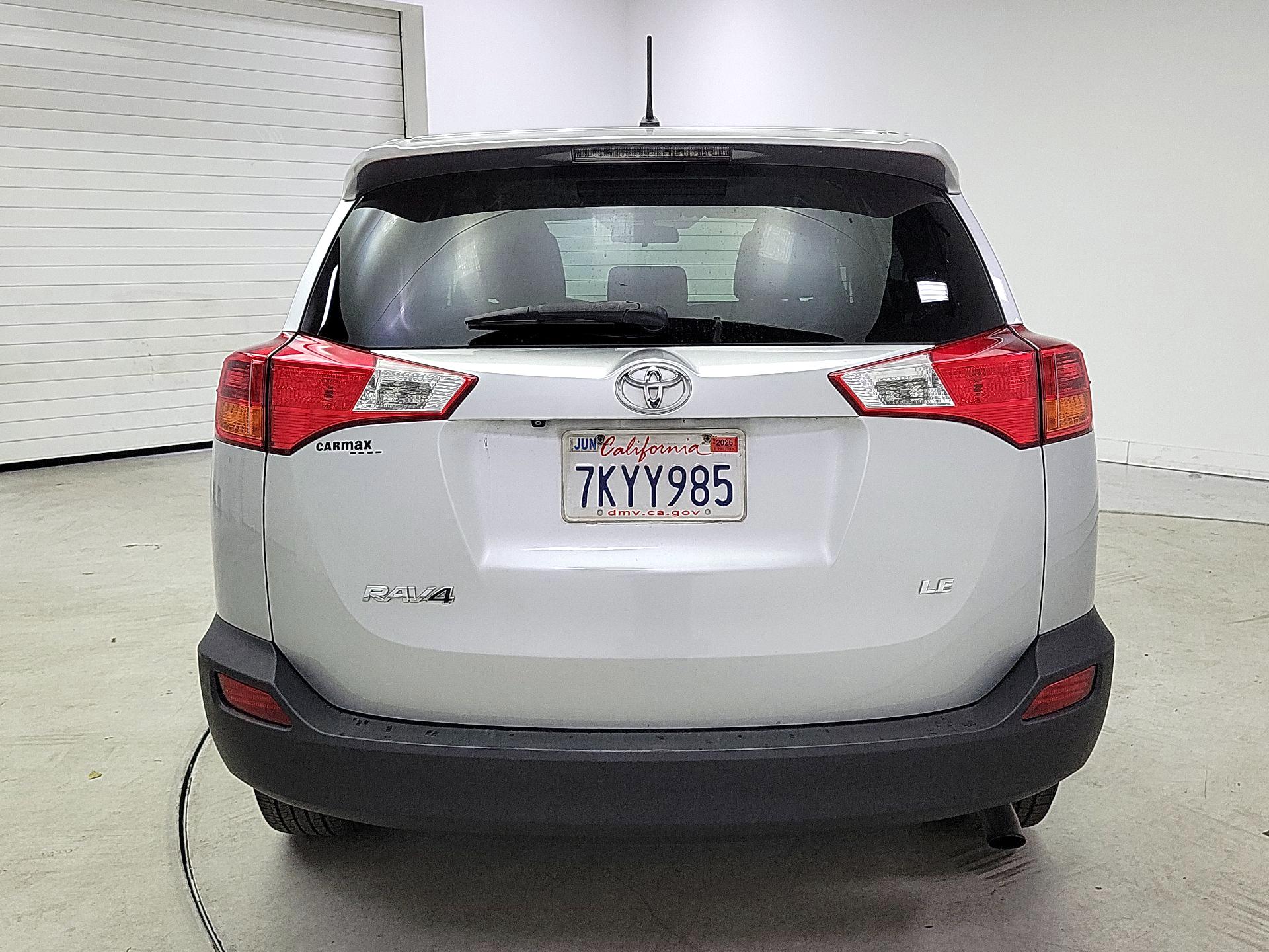 Thumbnail: 2015 Toyota RAV4 - 6