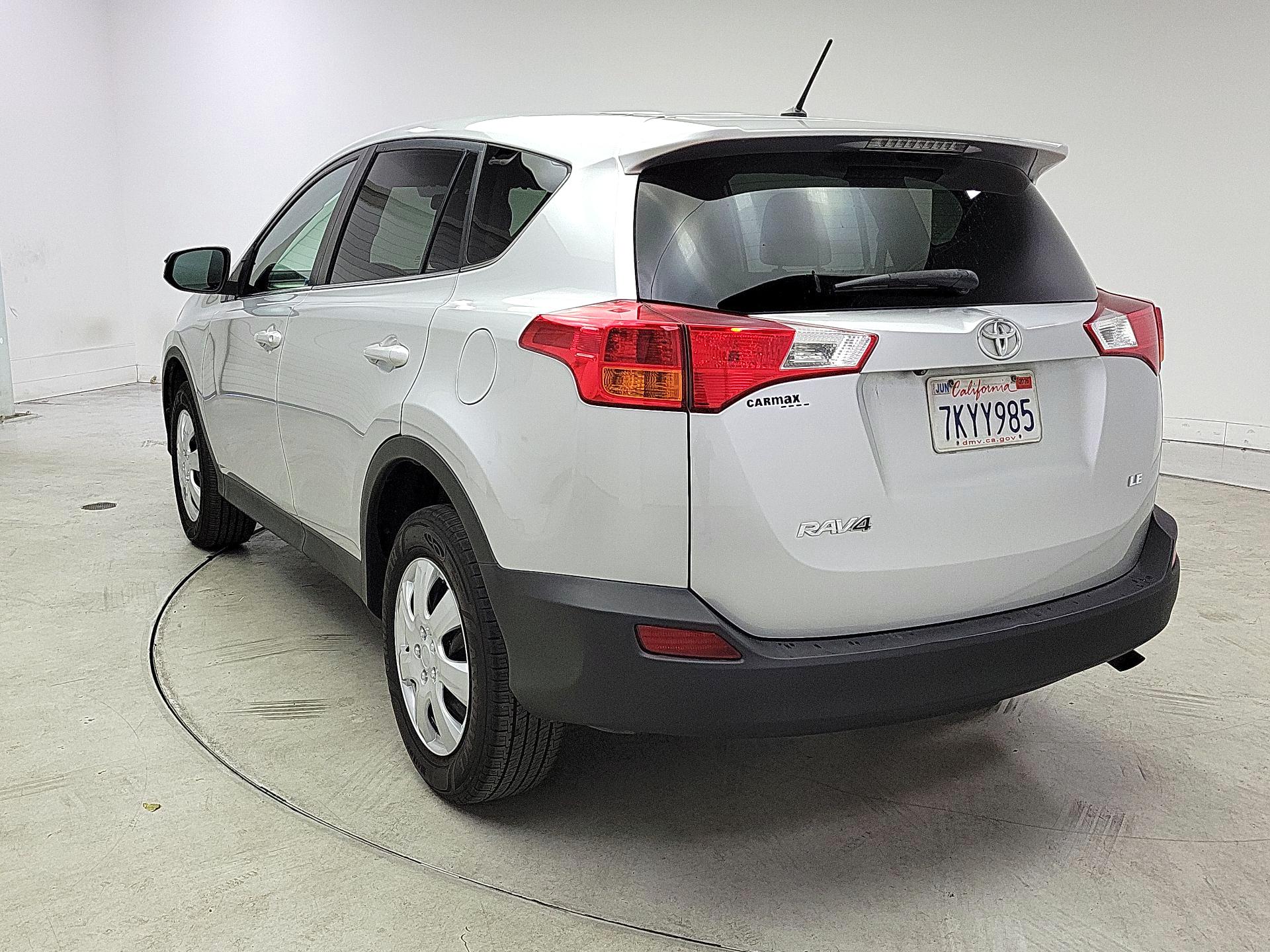 Thumbnail: 2015 Toyota RAV4 - 7