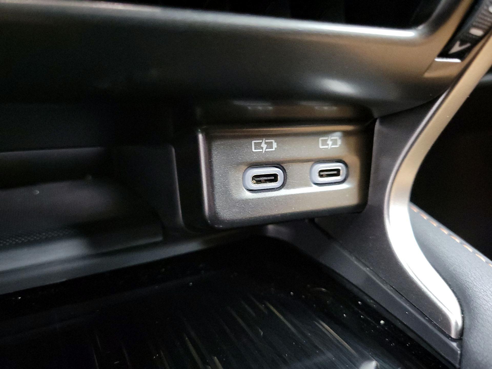 Thumbnail: 2025 Lexus RX - 18