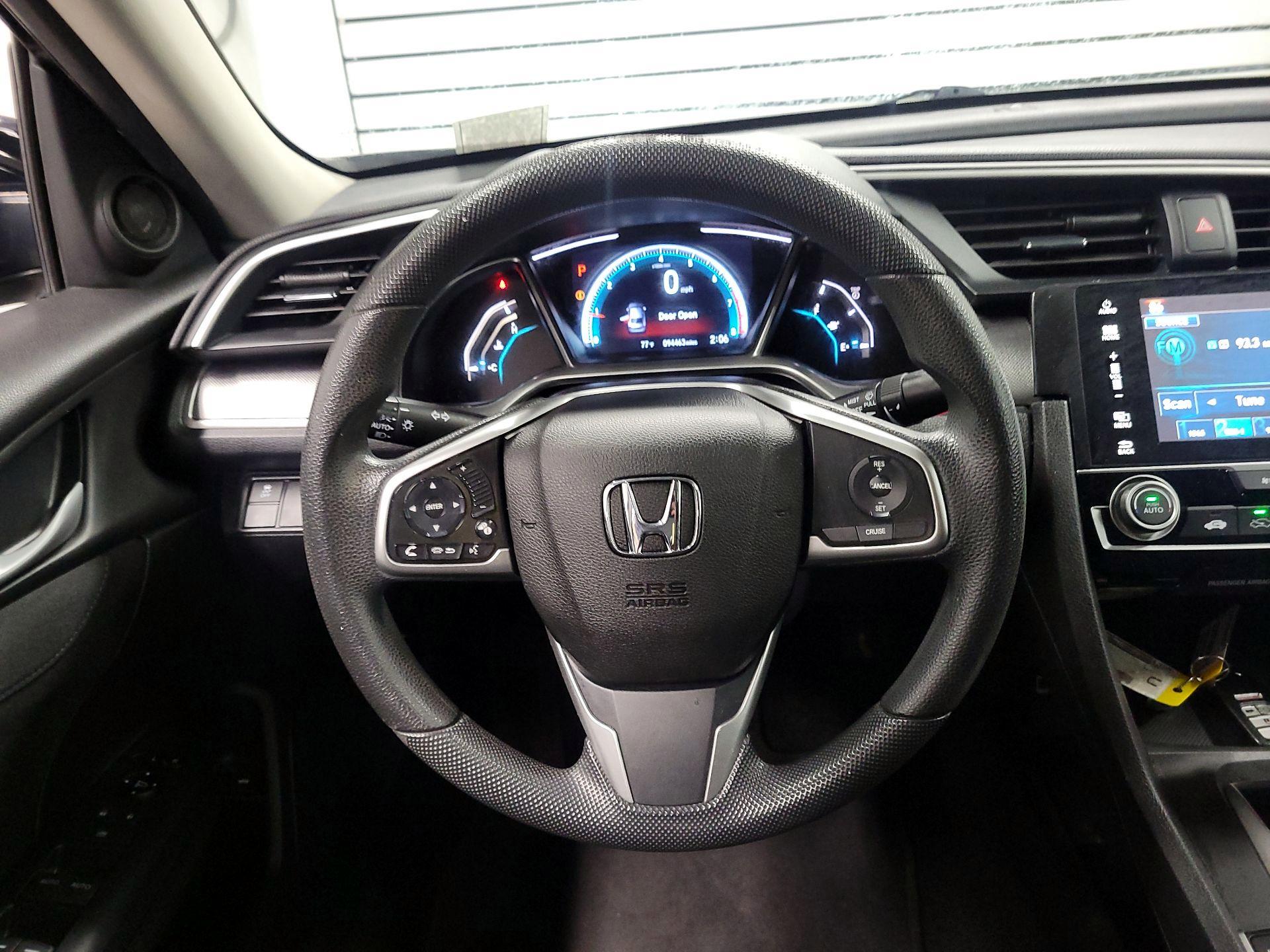 Thumbnail: 2017 Honda Civic - 10