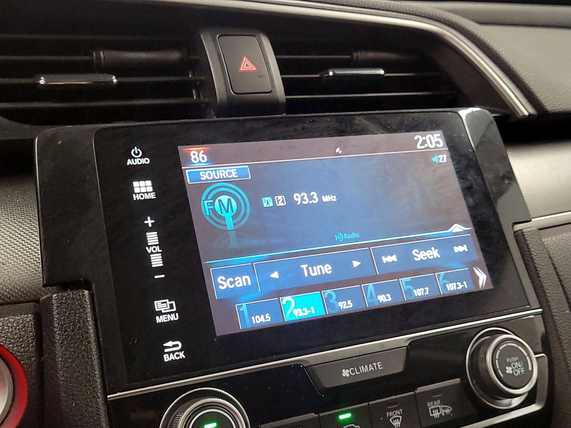 Thumbnail: 2017 Honda Civic - 15