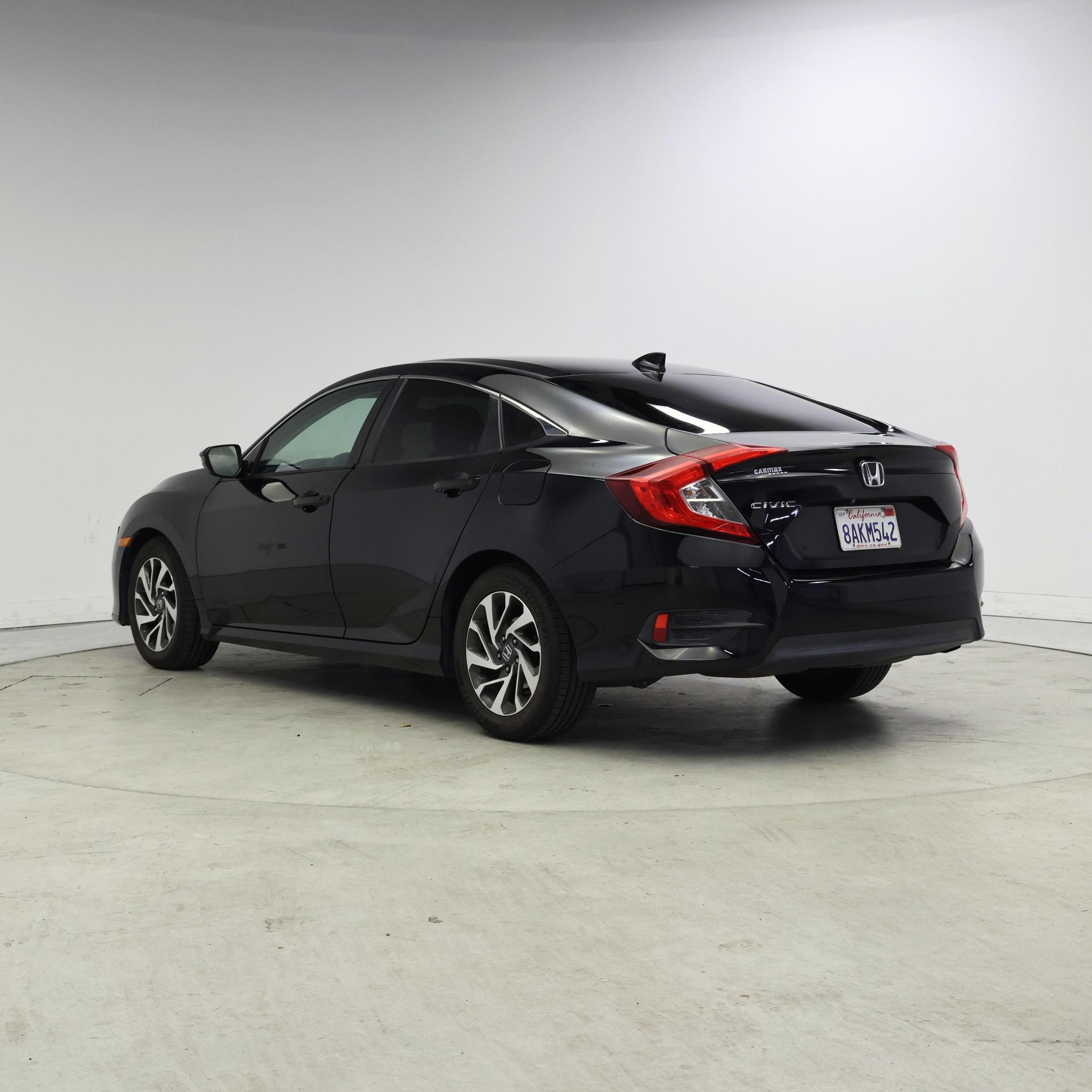 Thumbnail: 2017 Honda Civic - 2