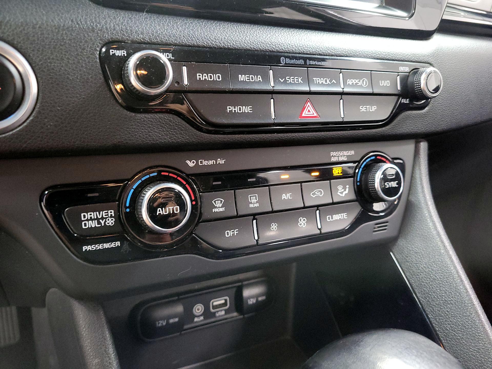 Thumbnail: 2018 Kia Niro - 15