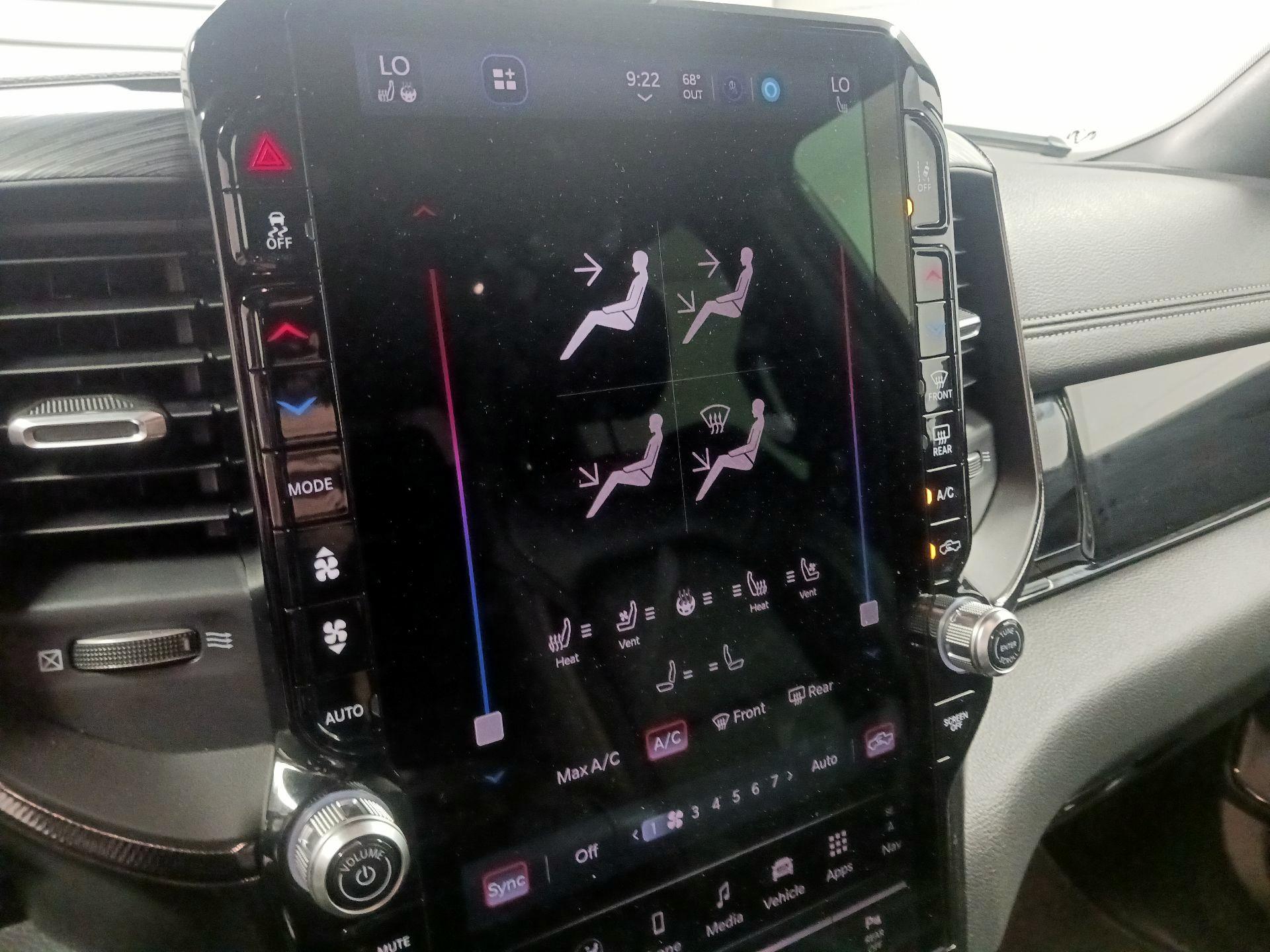 Thumbnail: 2025 RAM 1500 - 14