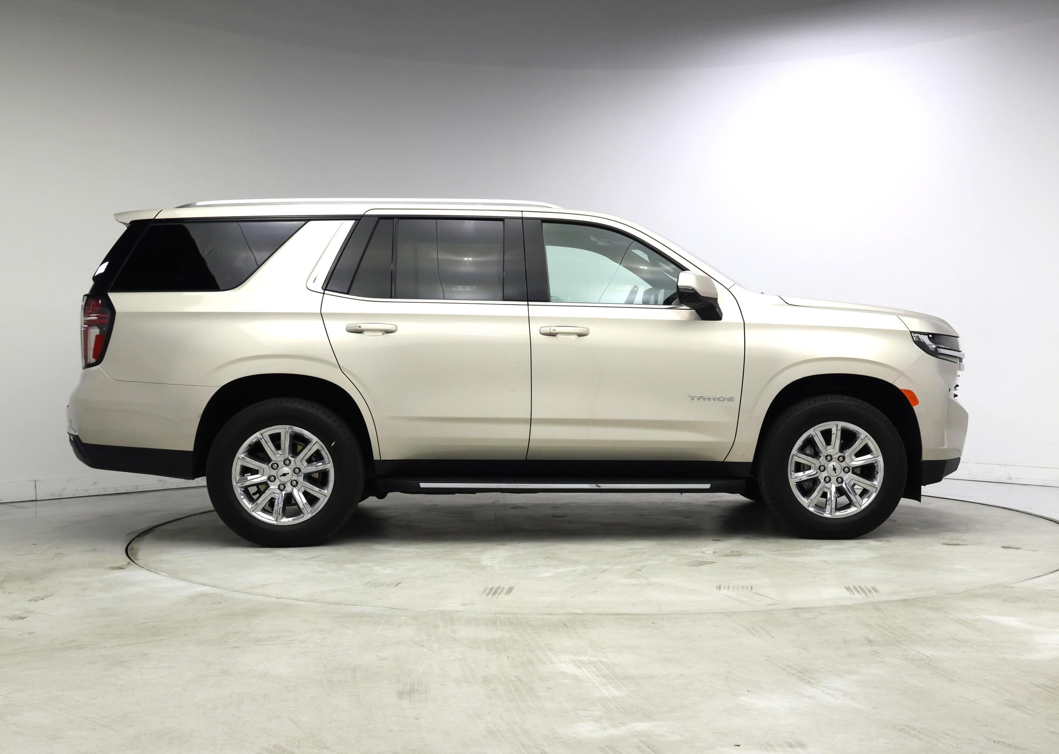 Thumbnail: 2021 Chevrolet Tahoe - 7