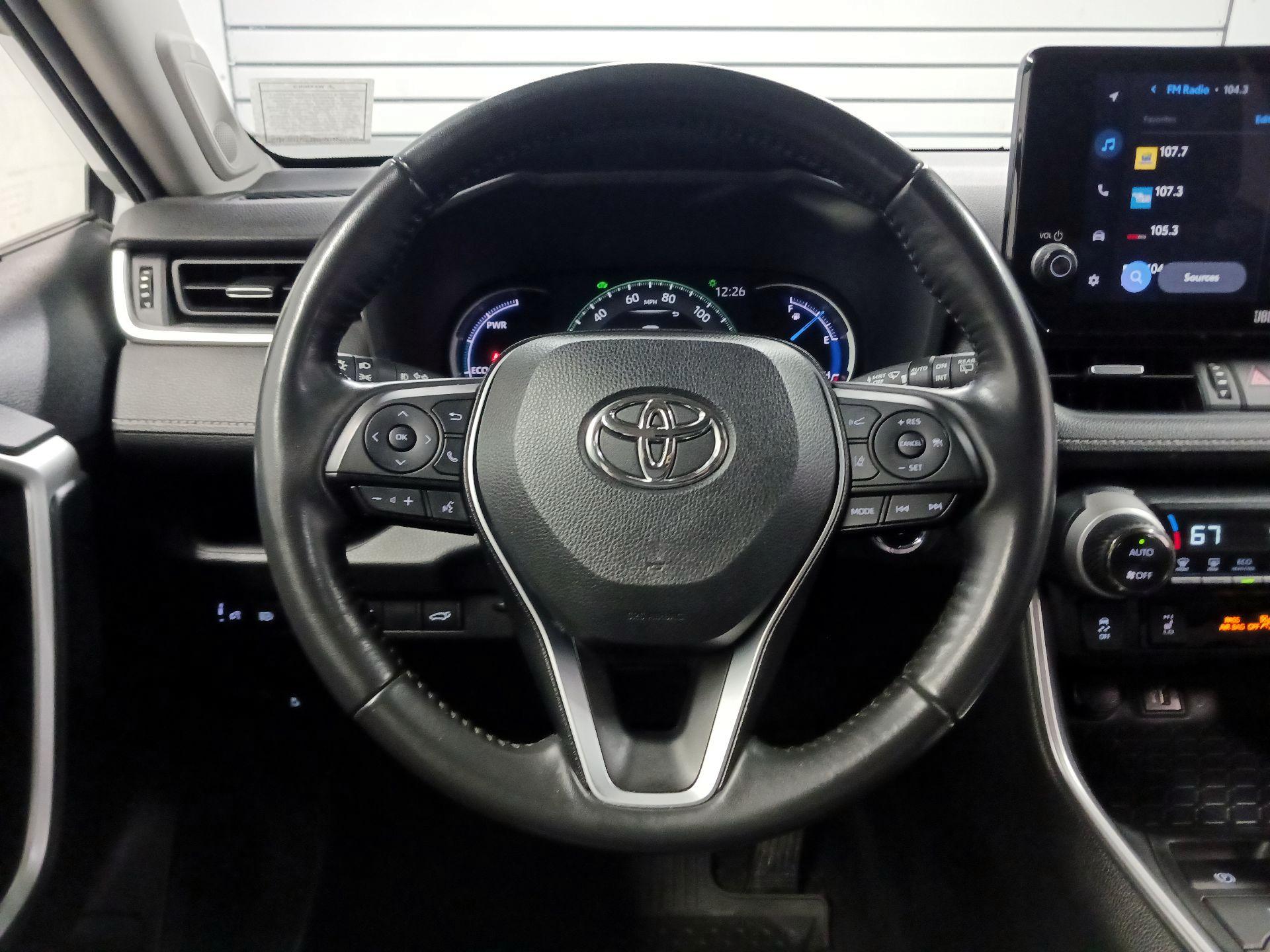 Thumbnail: 2024 Toyota RAV4 - 10