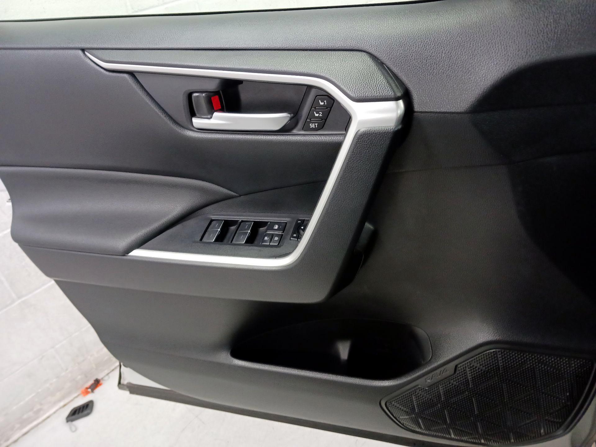 Thumbnail: 2024 Toyota RAV4 - 12