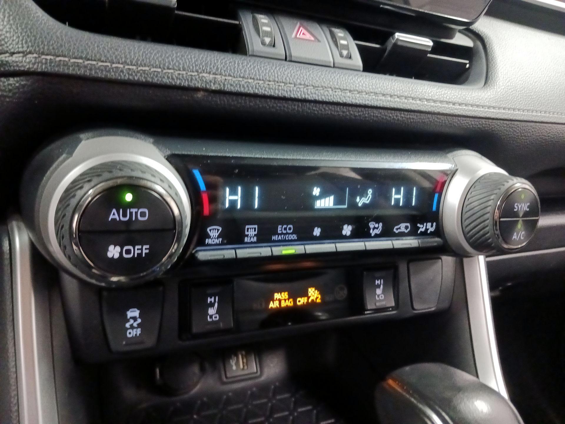 Thumbnail: 2024 Toyota RAV4 - 16