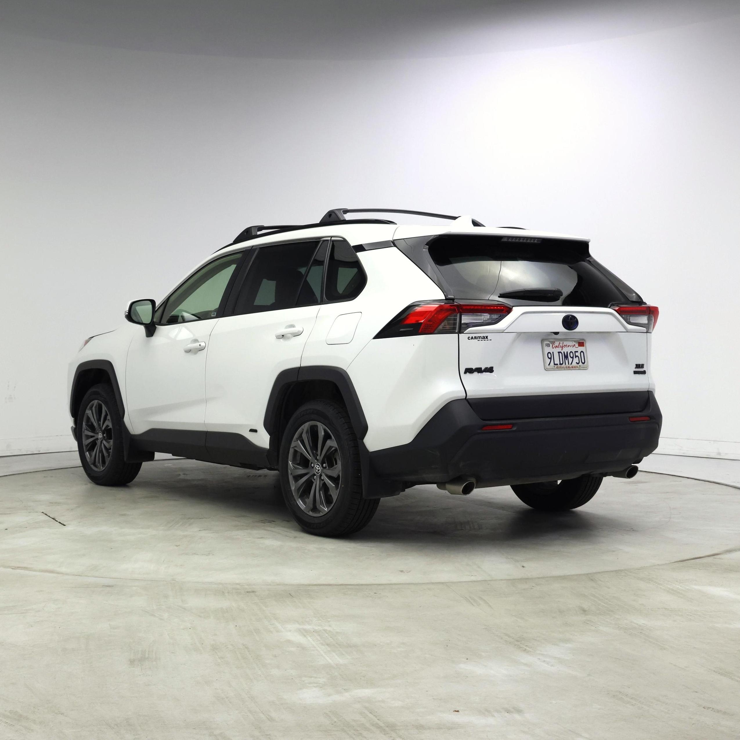 Thumbnail: 2024 Toyota RAV4 - 2