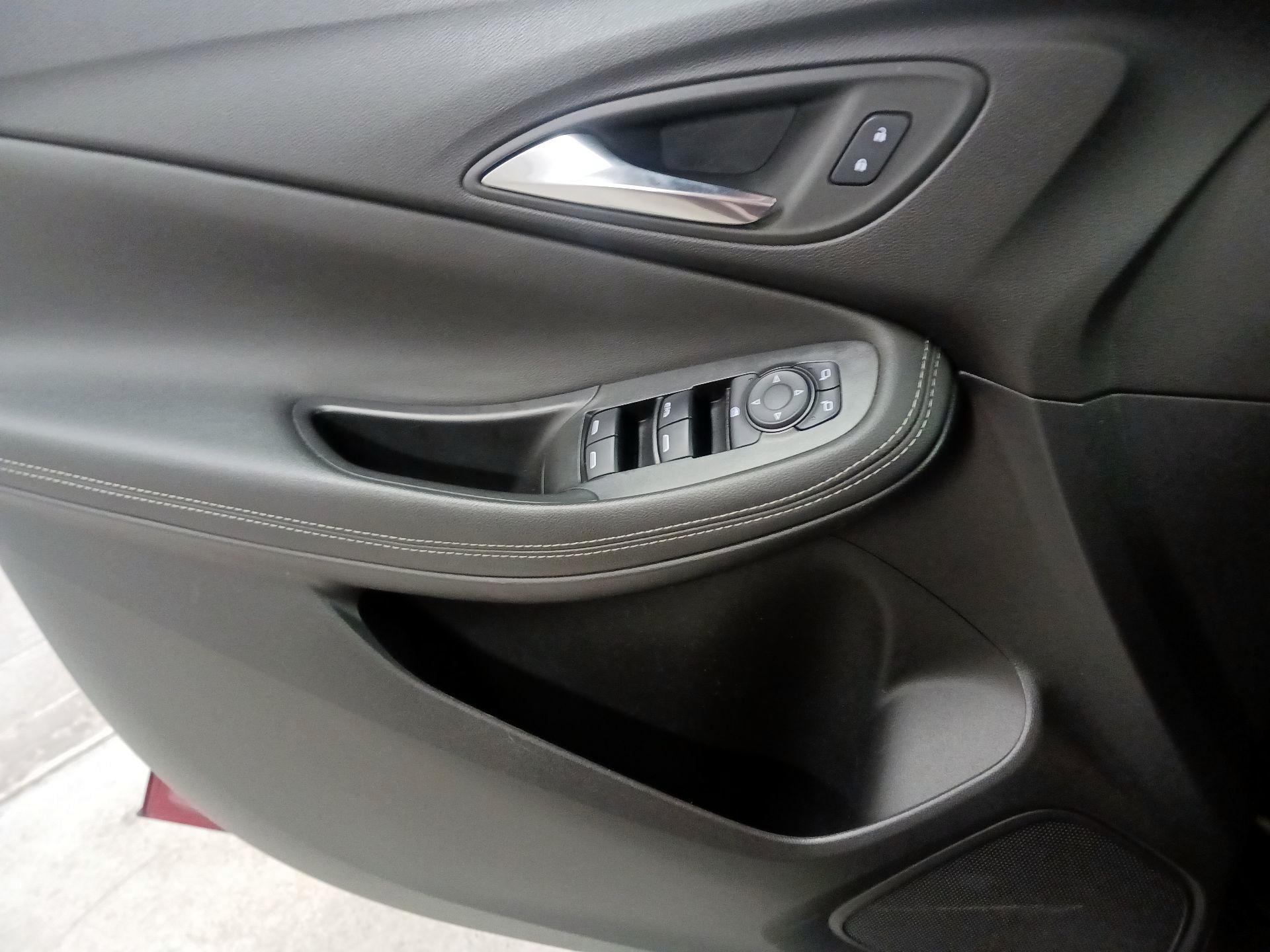 Thumbnail: 2023 Buick Encore GX - 12