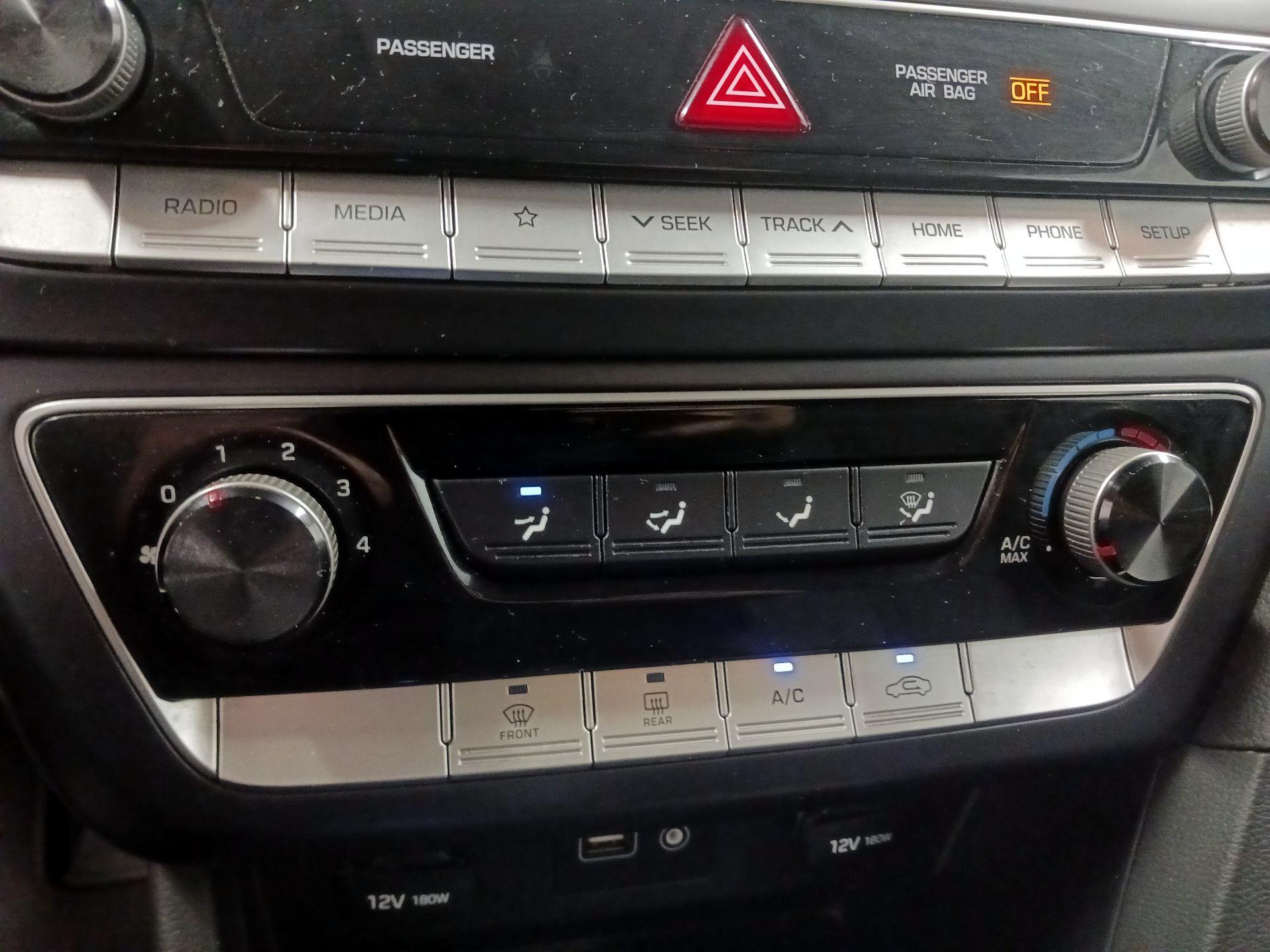 Thumbnail: 2019 Hyundai Sonata - 15