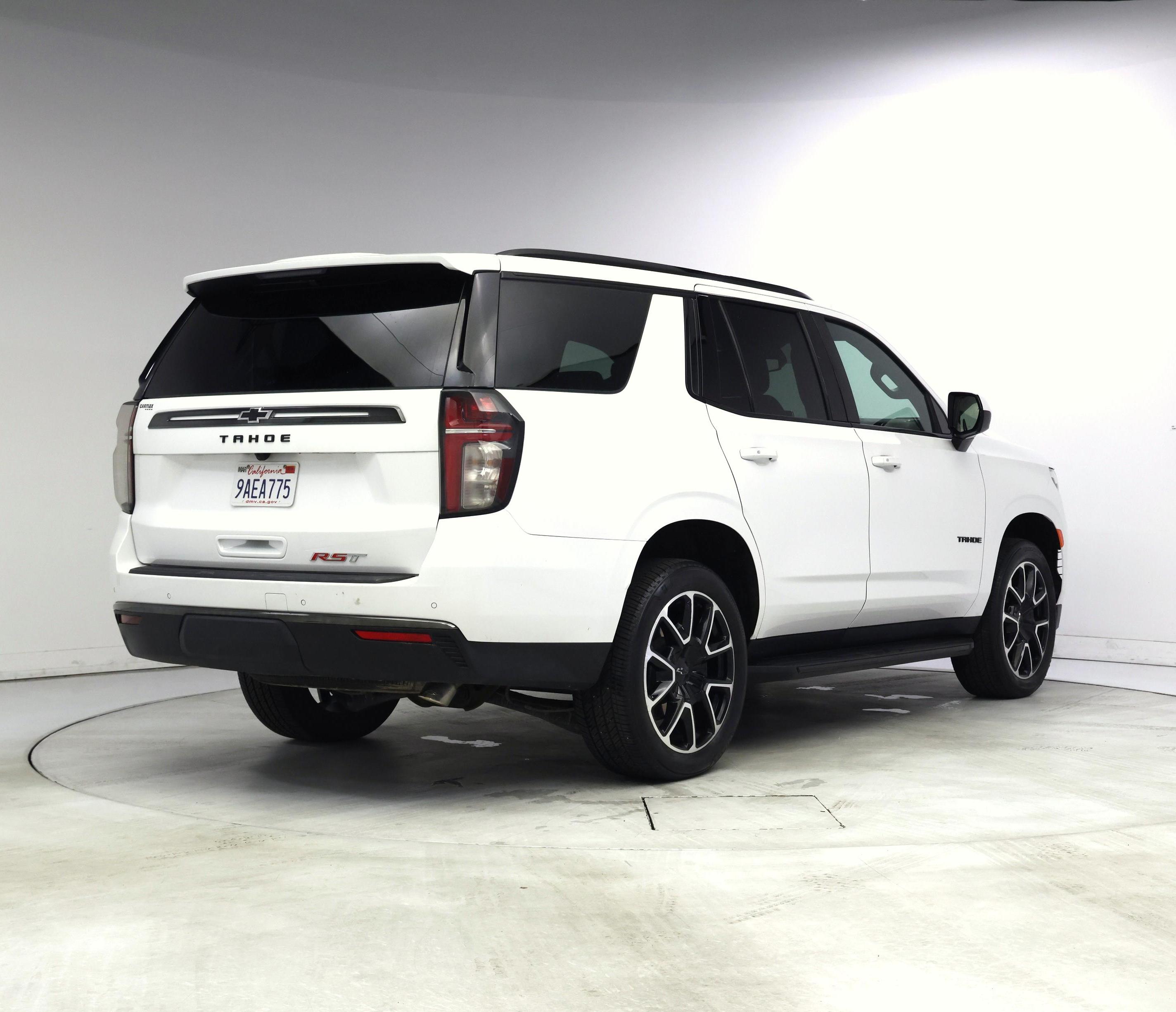 Thumbnail: 2022 Chevrolet Tahoe - 8