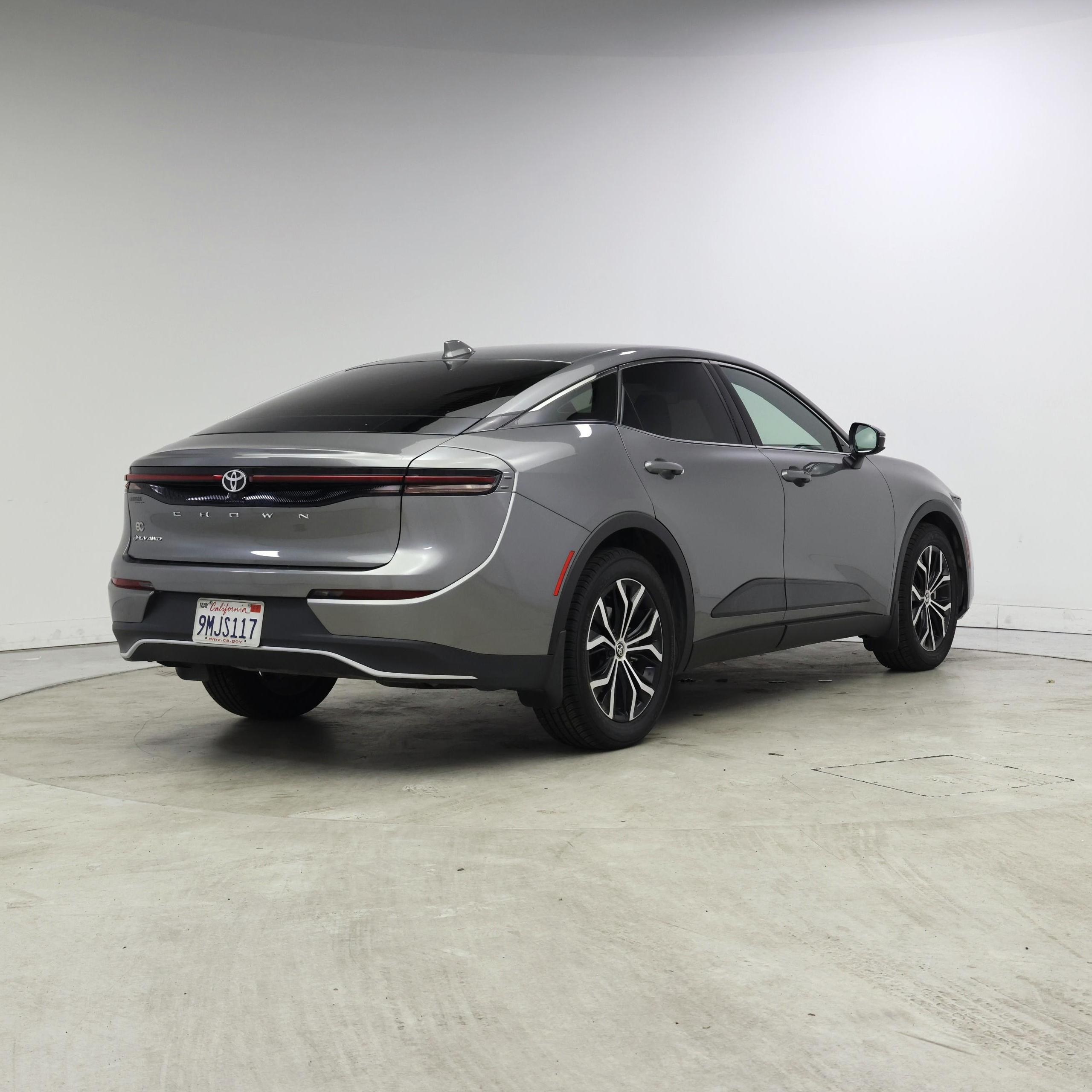 Thumbnail: 2024 Toyota Crown - 8