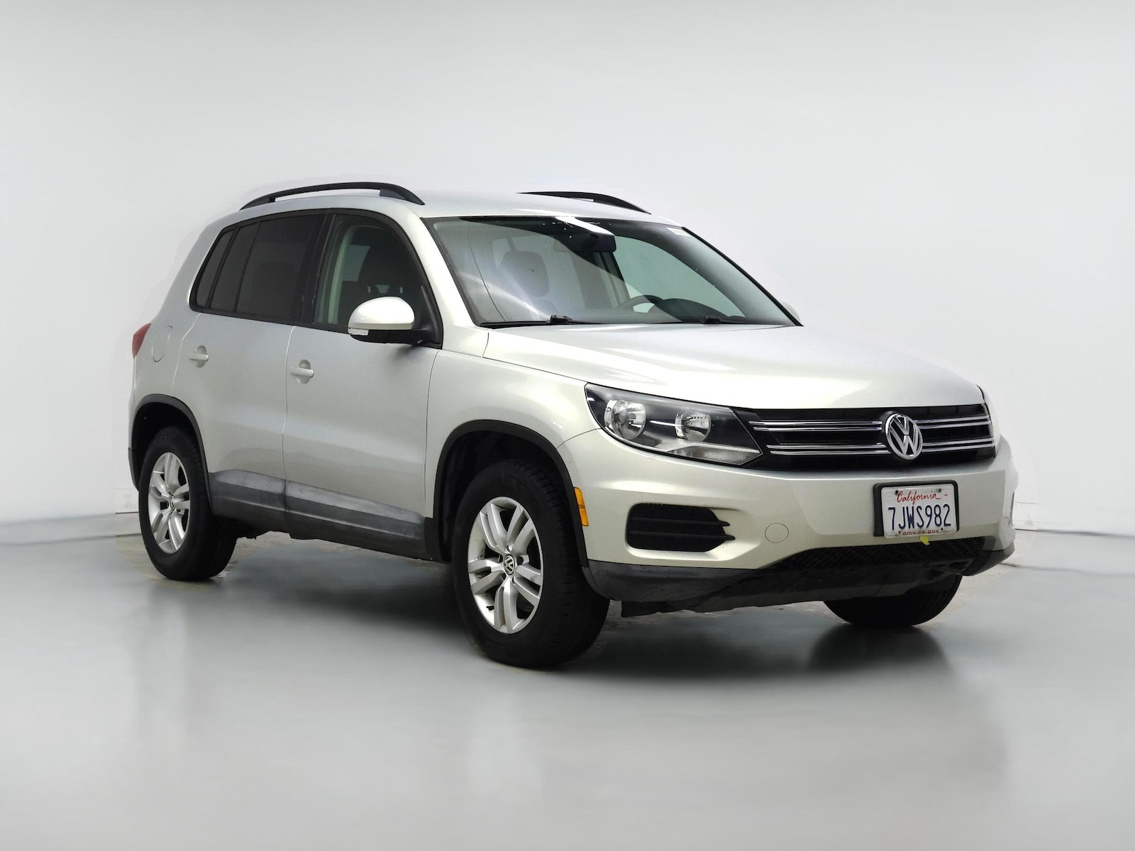 2015 Volkswagen Tiguan S
