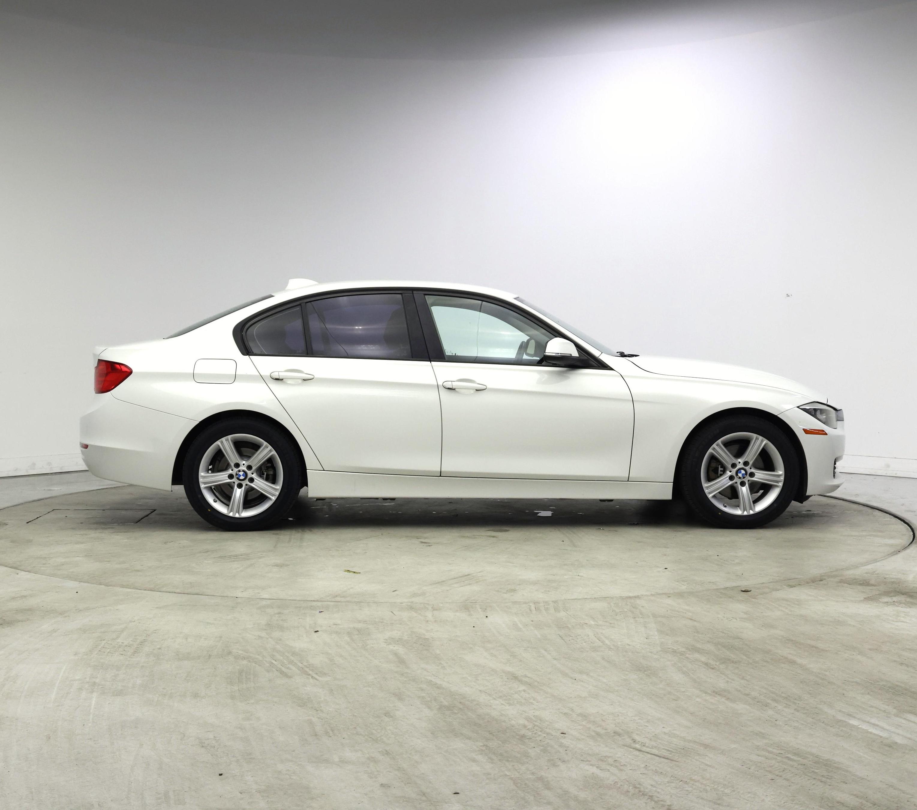 Thumbnail: 2015 BMW 3 Series - 7