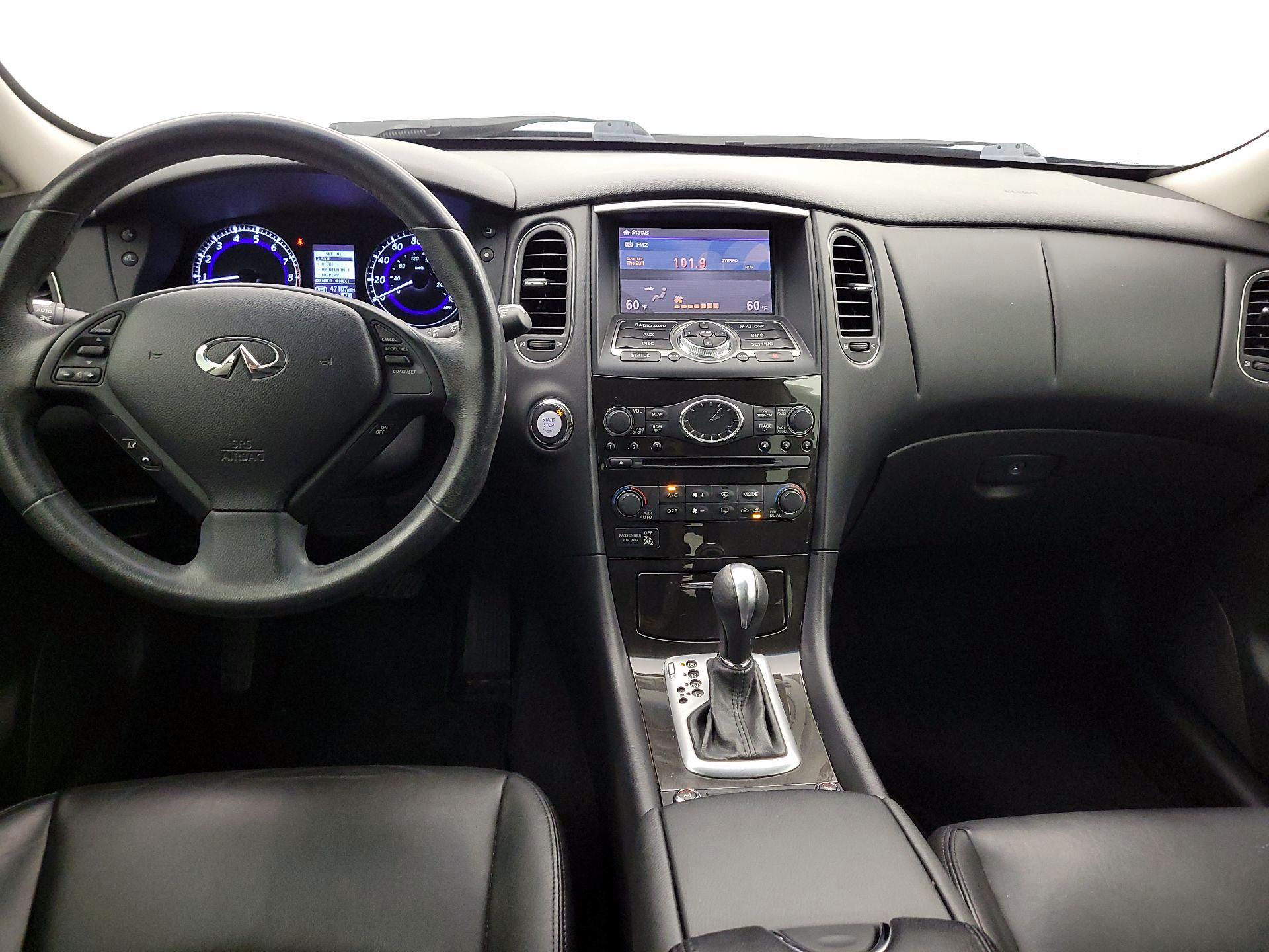 Thumbnail: 2016 INFINITI QX50 - 9