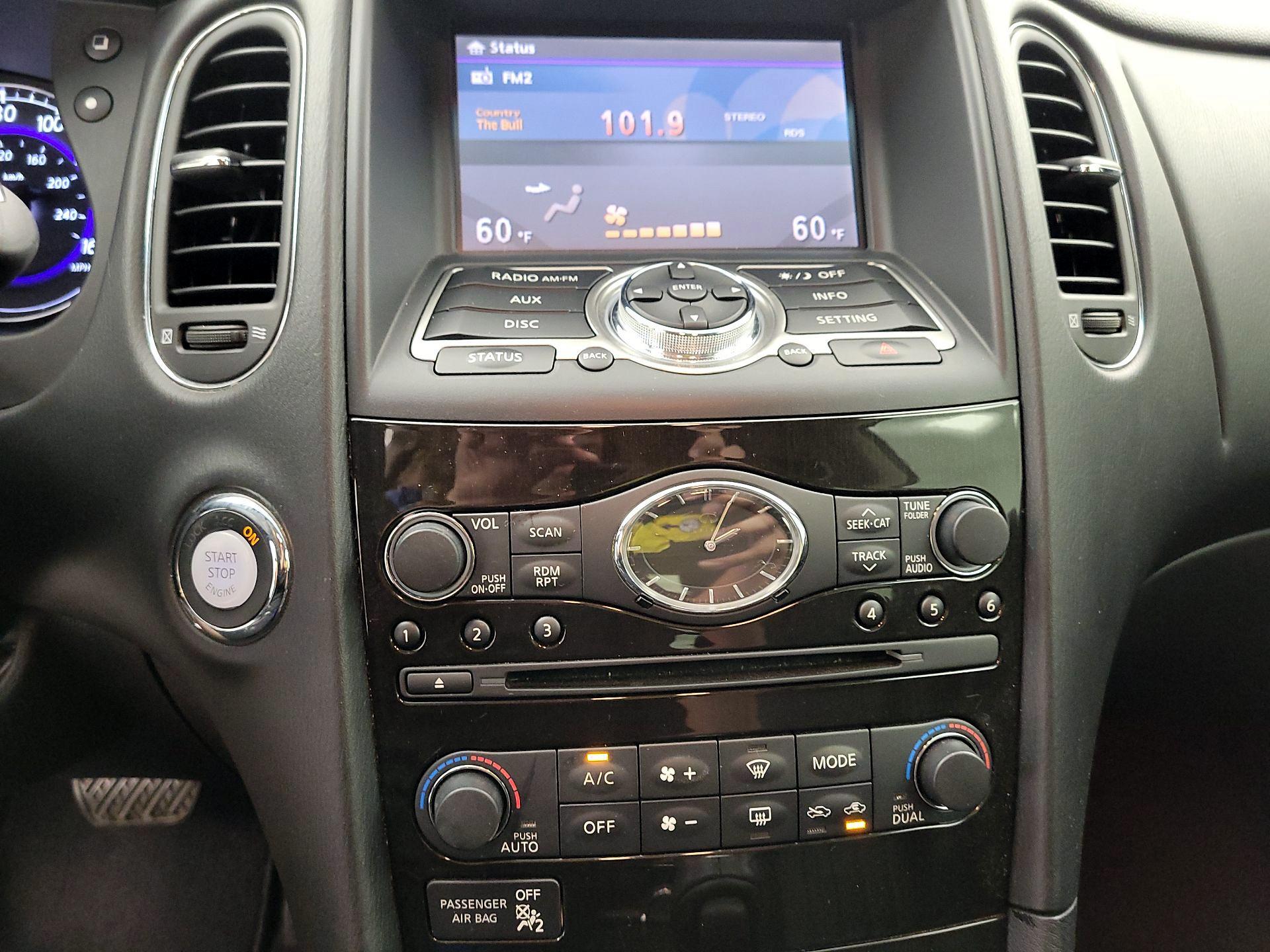 Thumbnail: 2016 INFINITI QX50 - 16