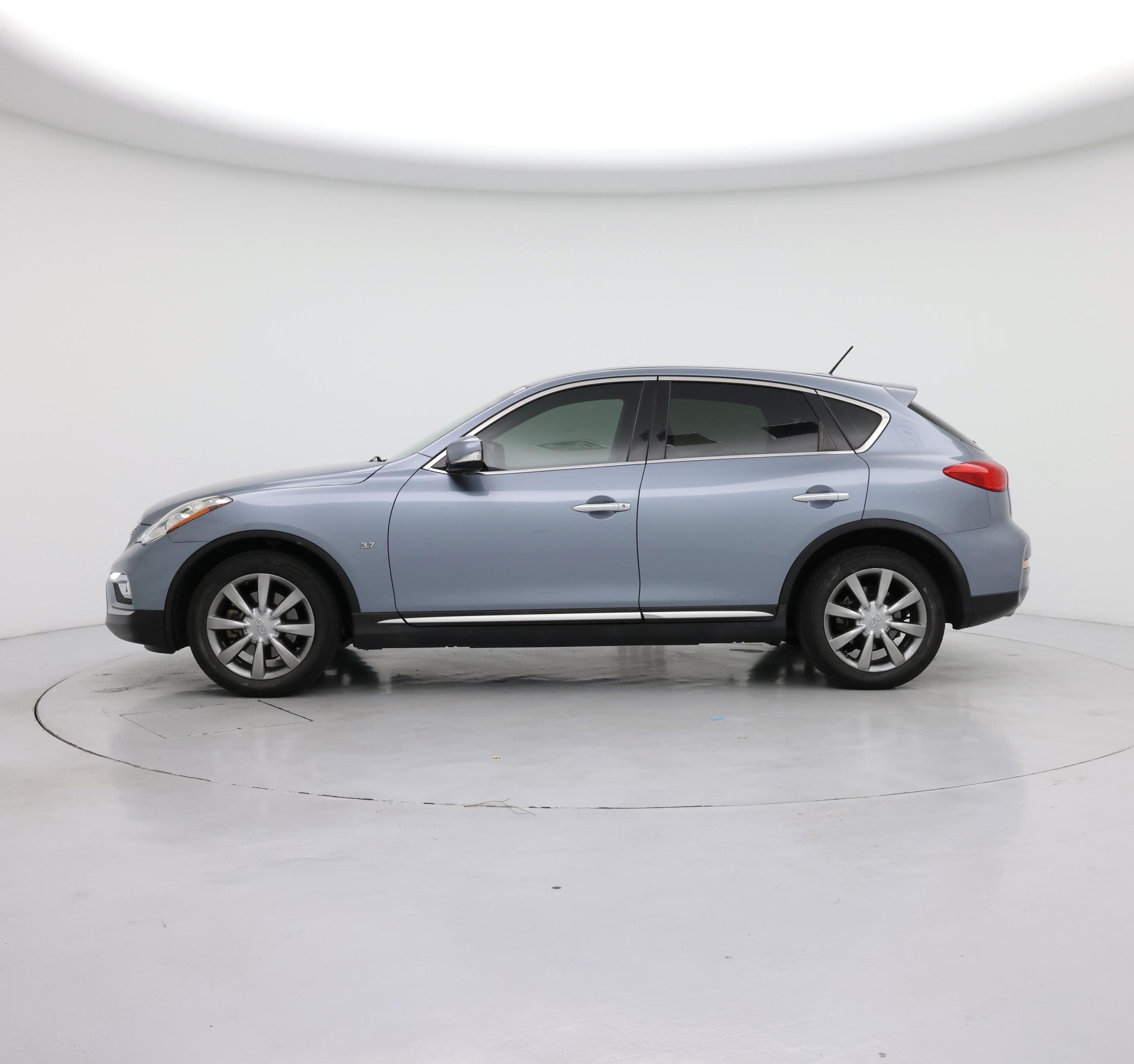 Thumbnail: 2016 INFINITI QX50 - 3