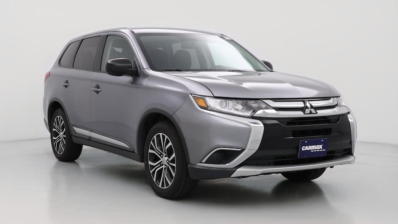 2018 Mitsubishi Outlander SE Hero Image