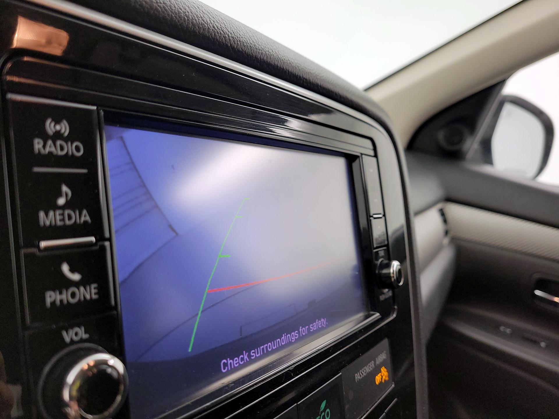 Thumbnail: 2018 Mitsubishi Outlander - 14