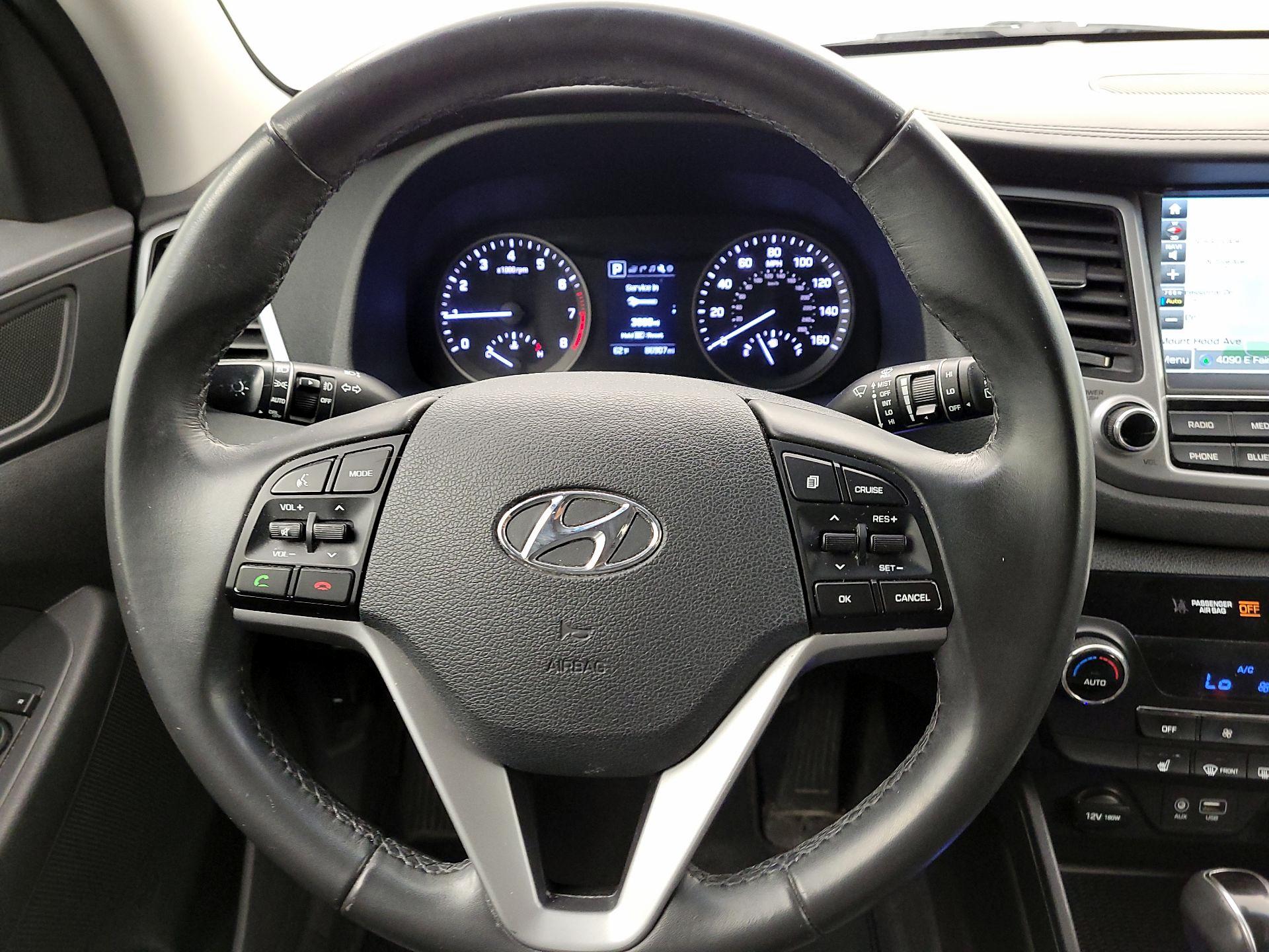 Thumbnail: 2017 Hyundai Tucson - 10