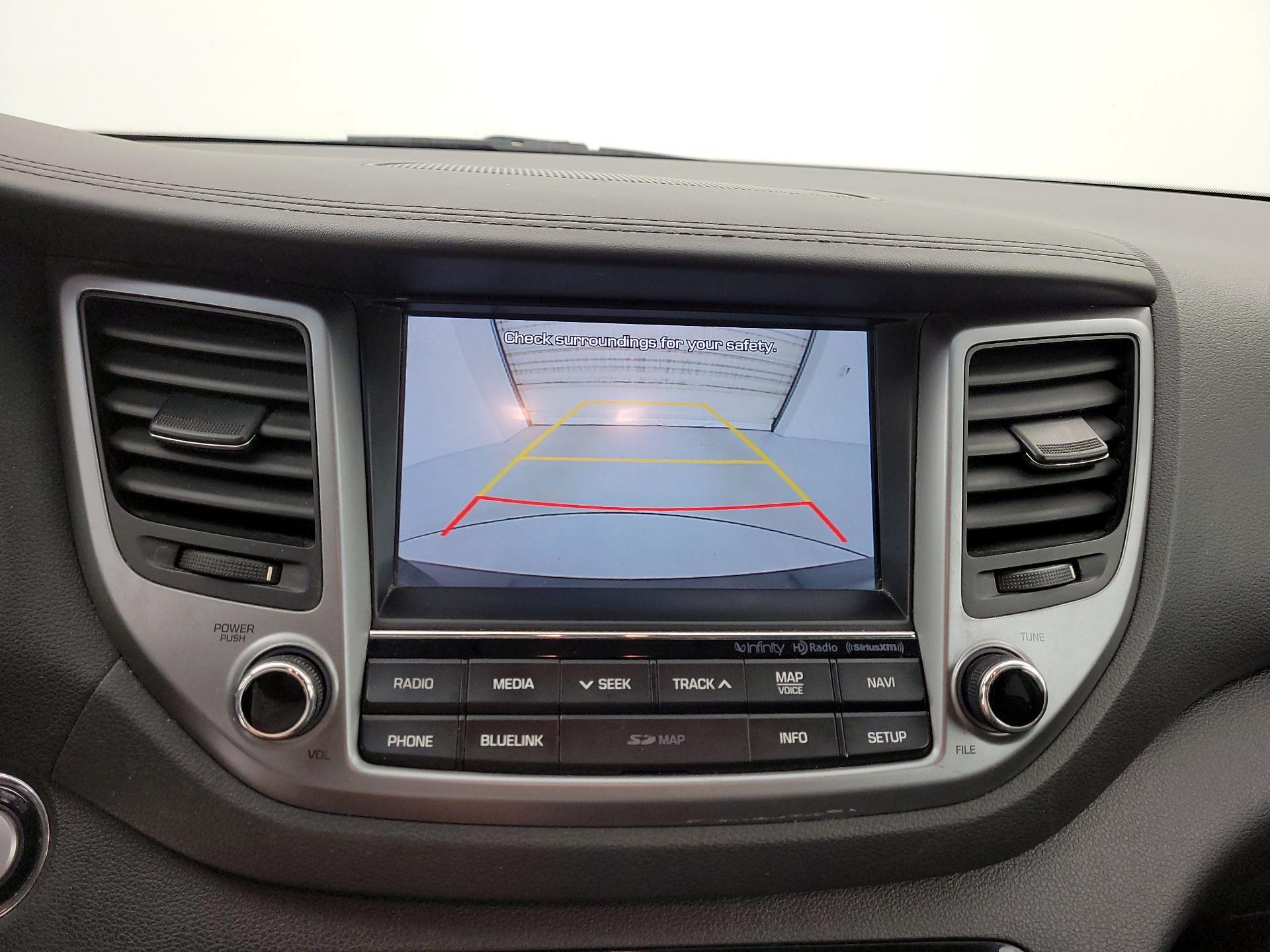 Thumbnail: 2017 Hyundai Tucson - 15