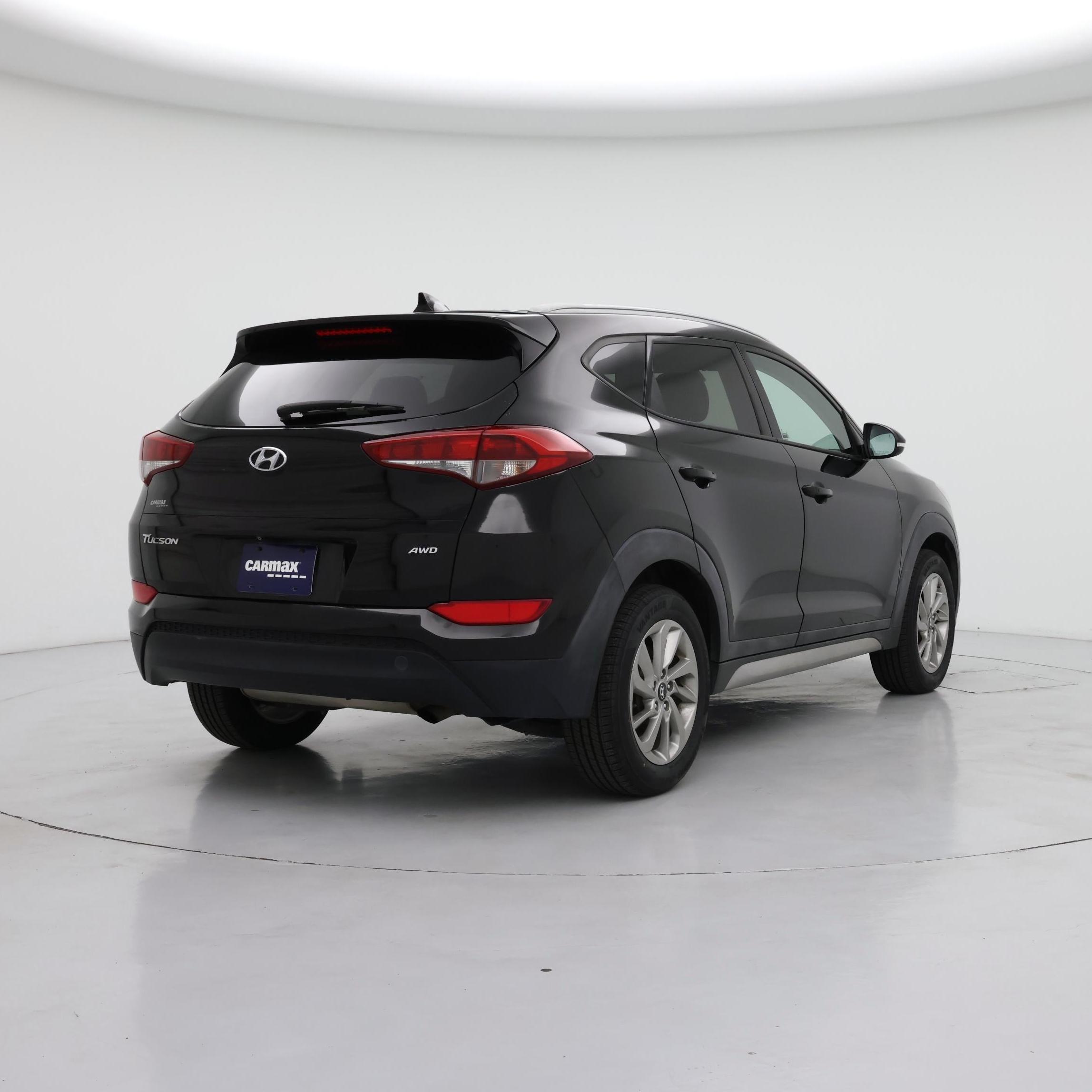 Thumbnail: 2017 Hyundai Tucson - 8