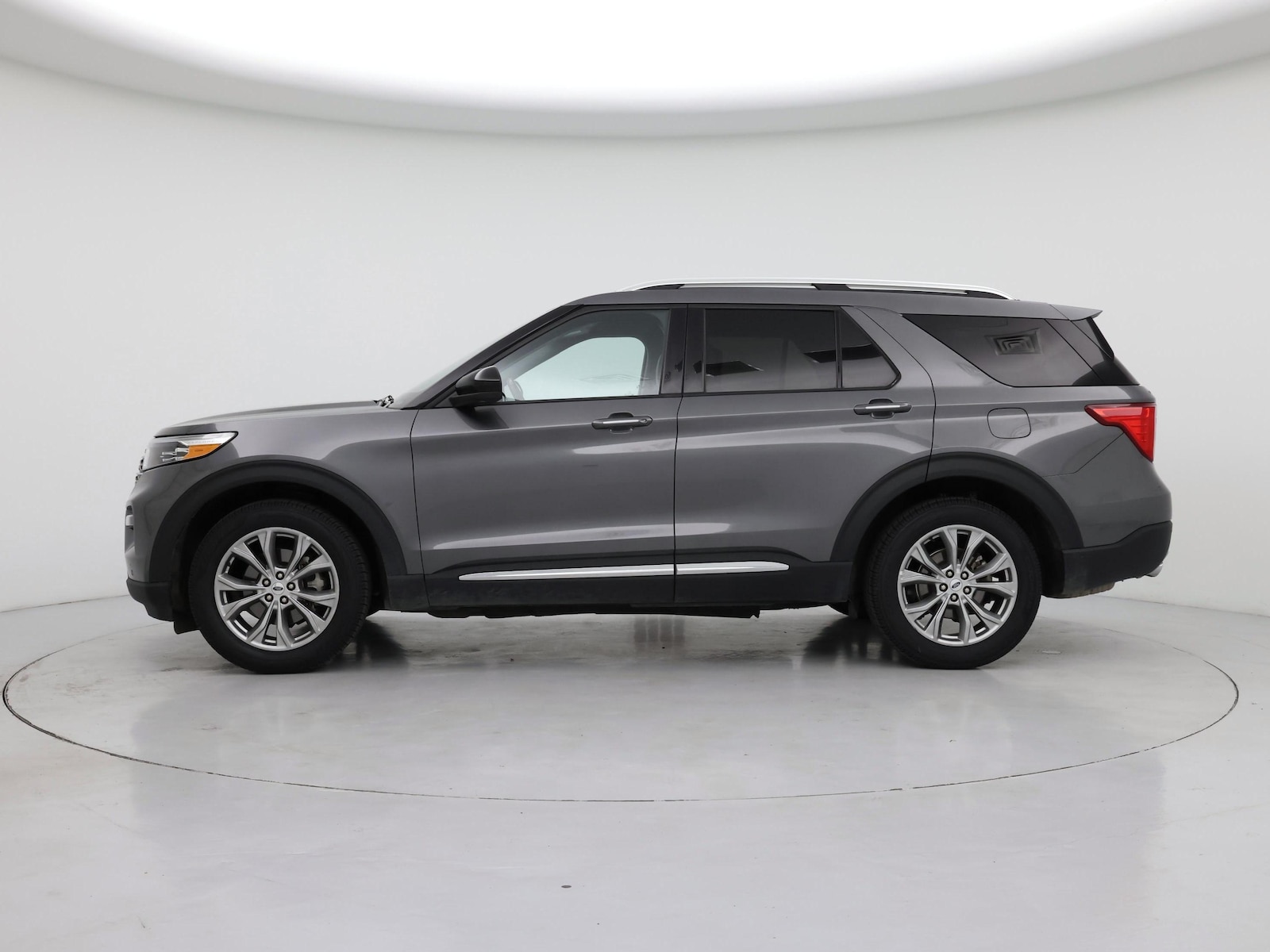 Image 4 of 2023 Ford Explorer Limited