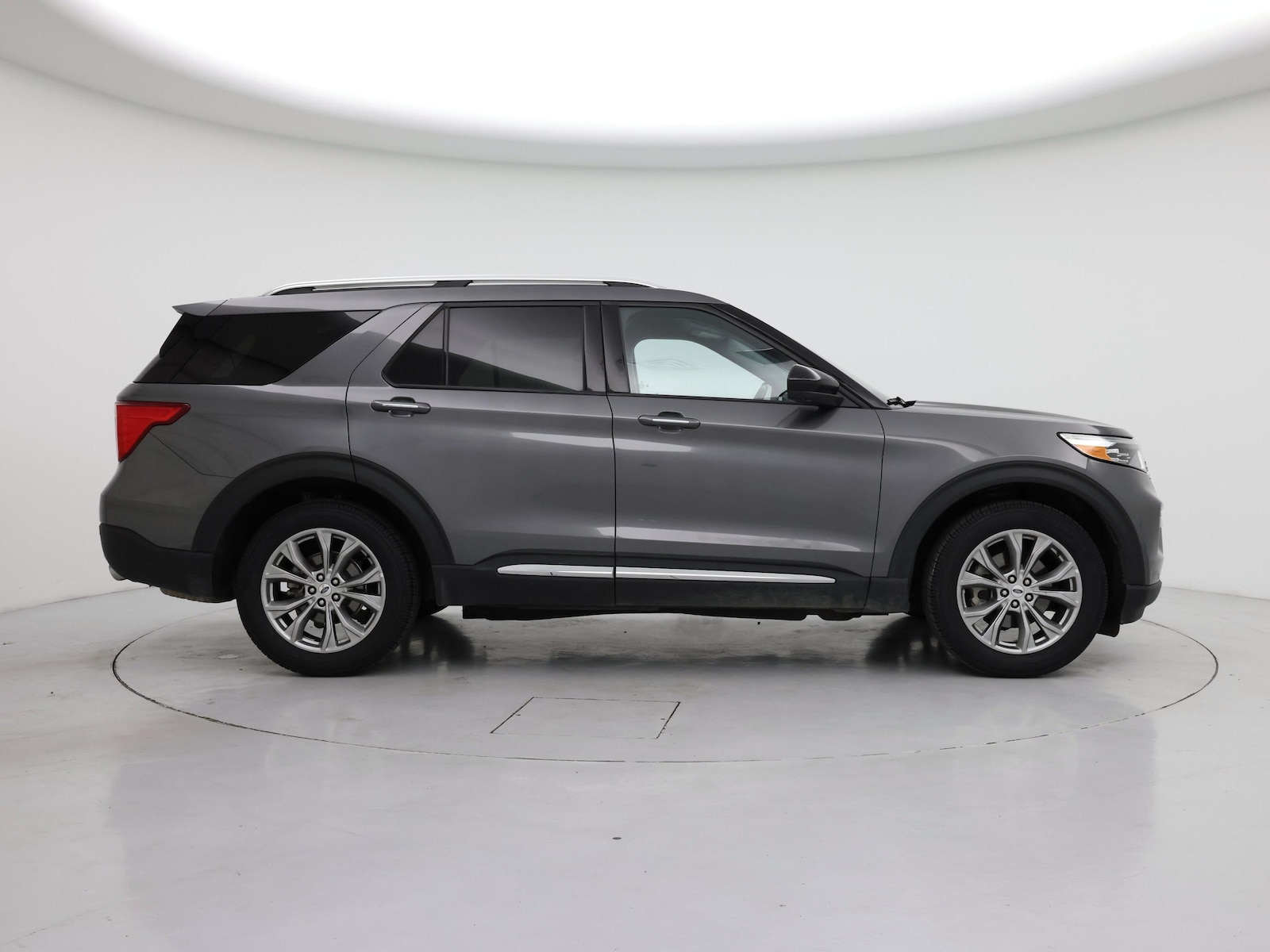 Image 8 of 2023 Ford Explorer Limited