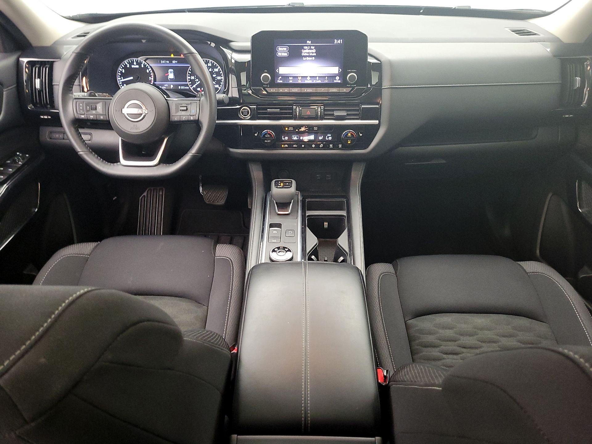 Thumbnail: 2022 Nissan Pathfinder - 9