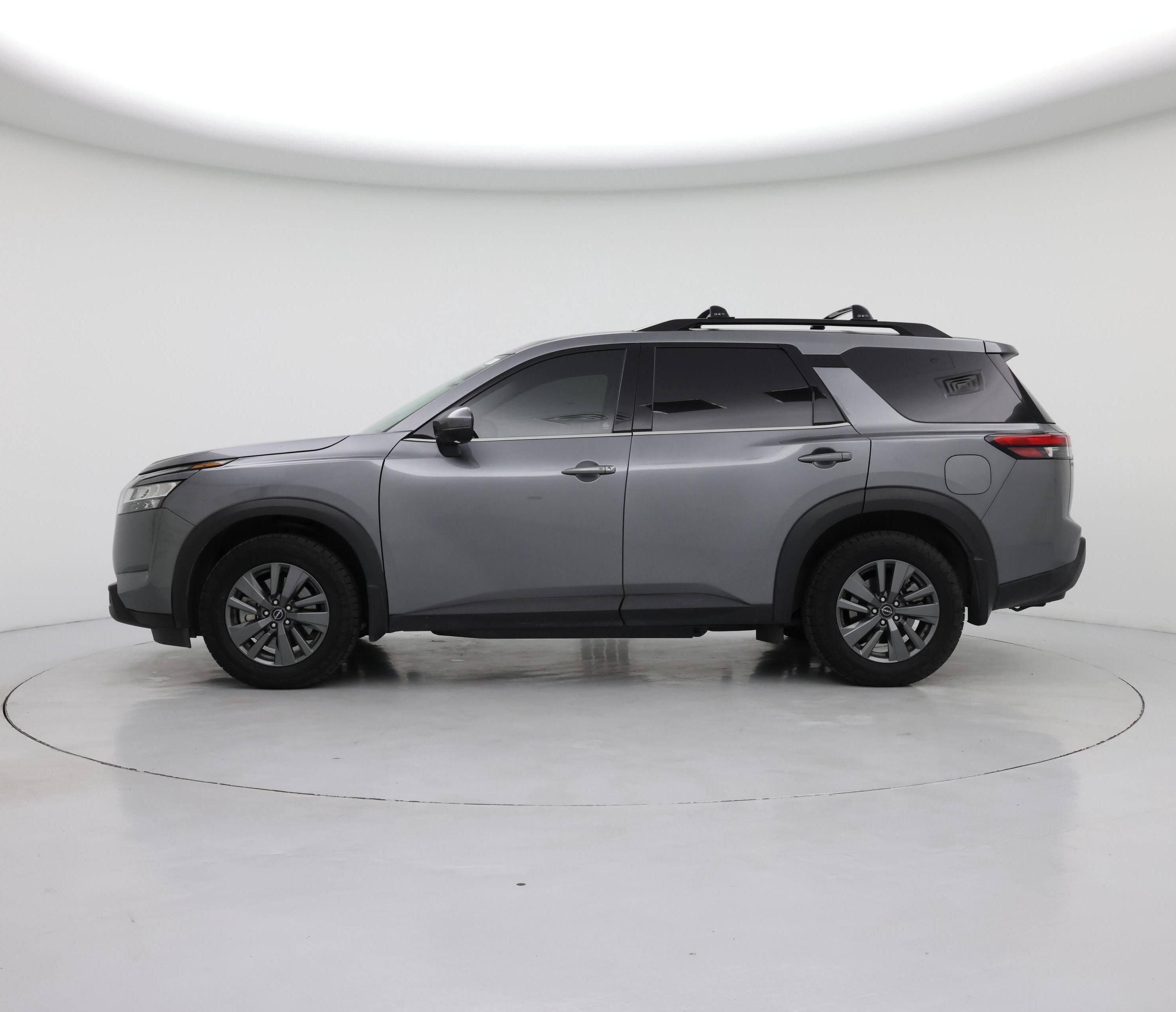 Thumbnail: 2022 Nissan Pathfinder - 3
