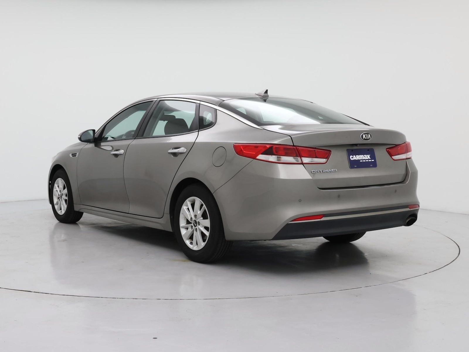 Image 3 of 2018 Kia Optima LX