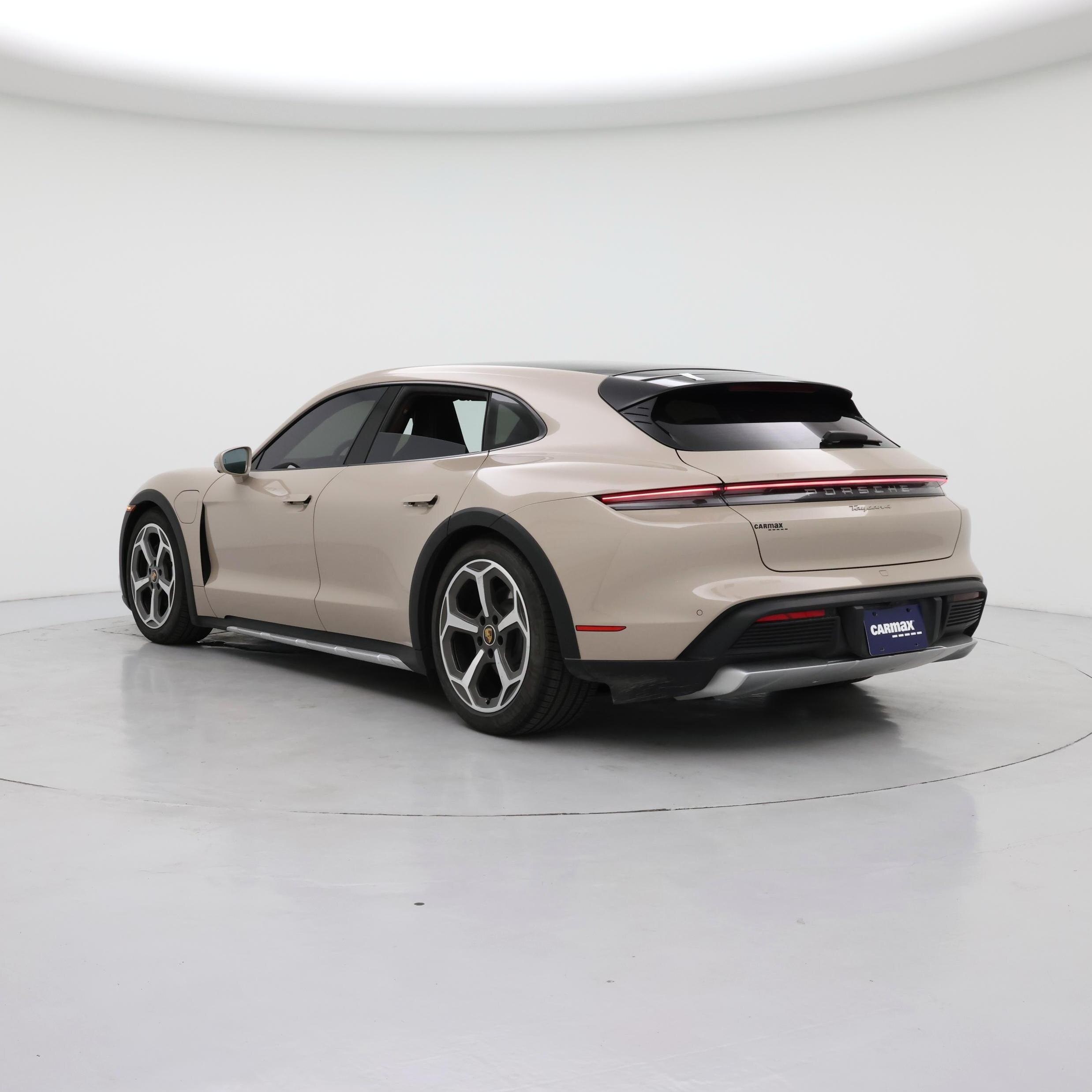 Thumbnail: 2021 Porsche Taycan - 2