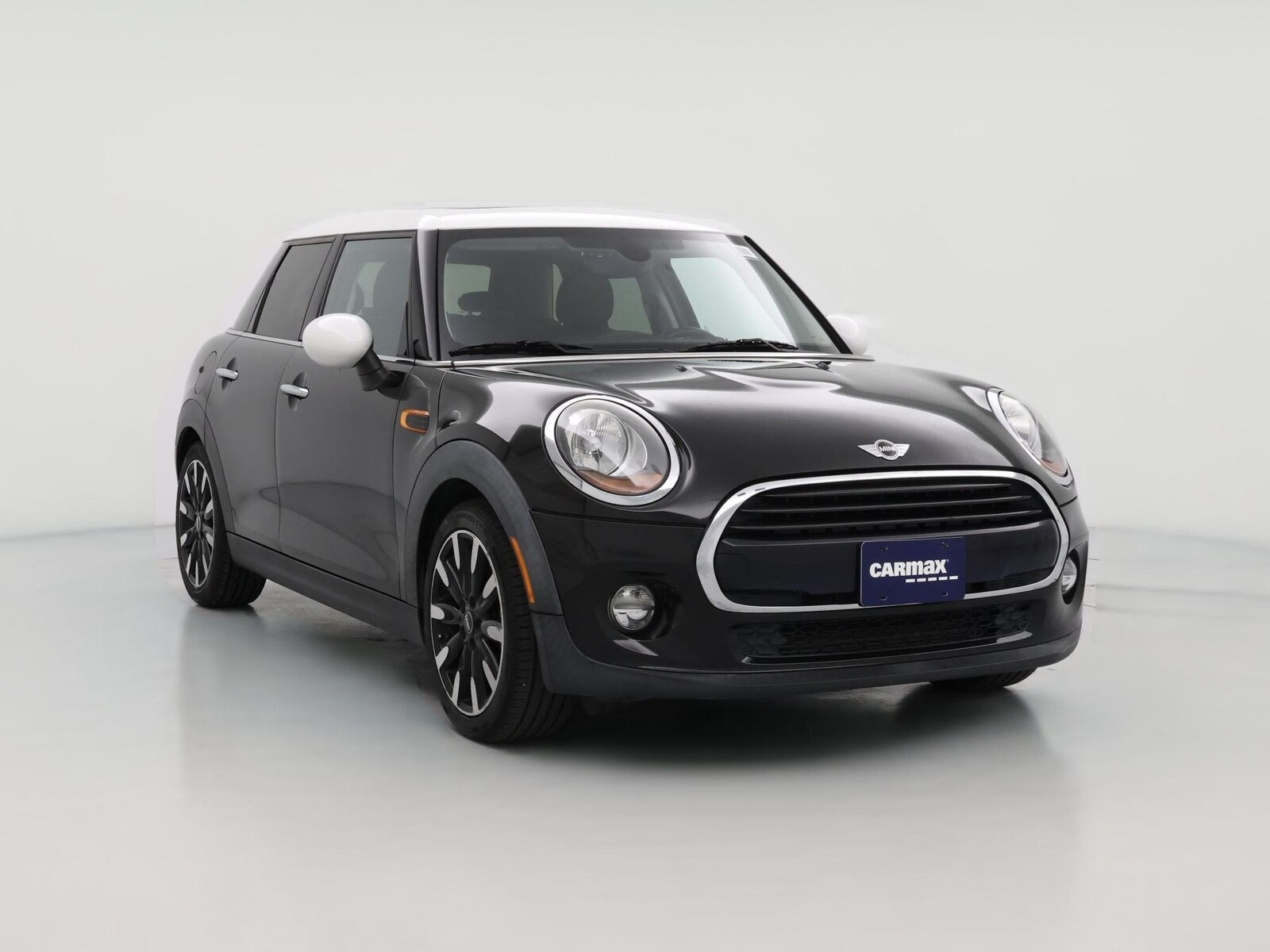 2016 MINI Cooper Base's photo