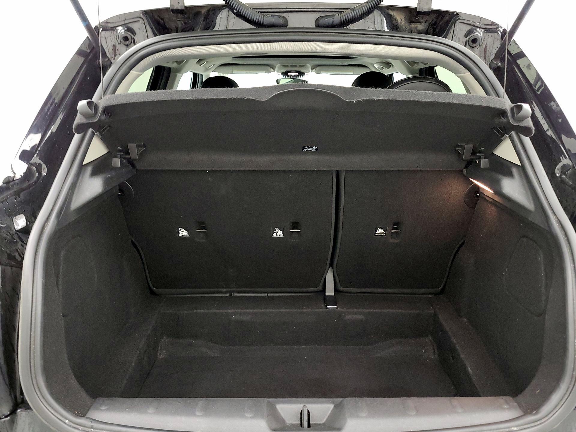 Thumbnail: 2016 MINI Cooper Hardtop - 20