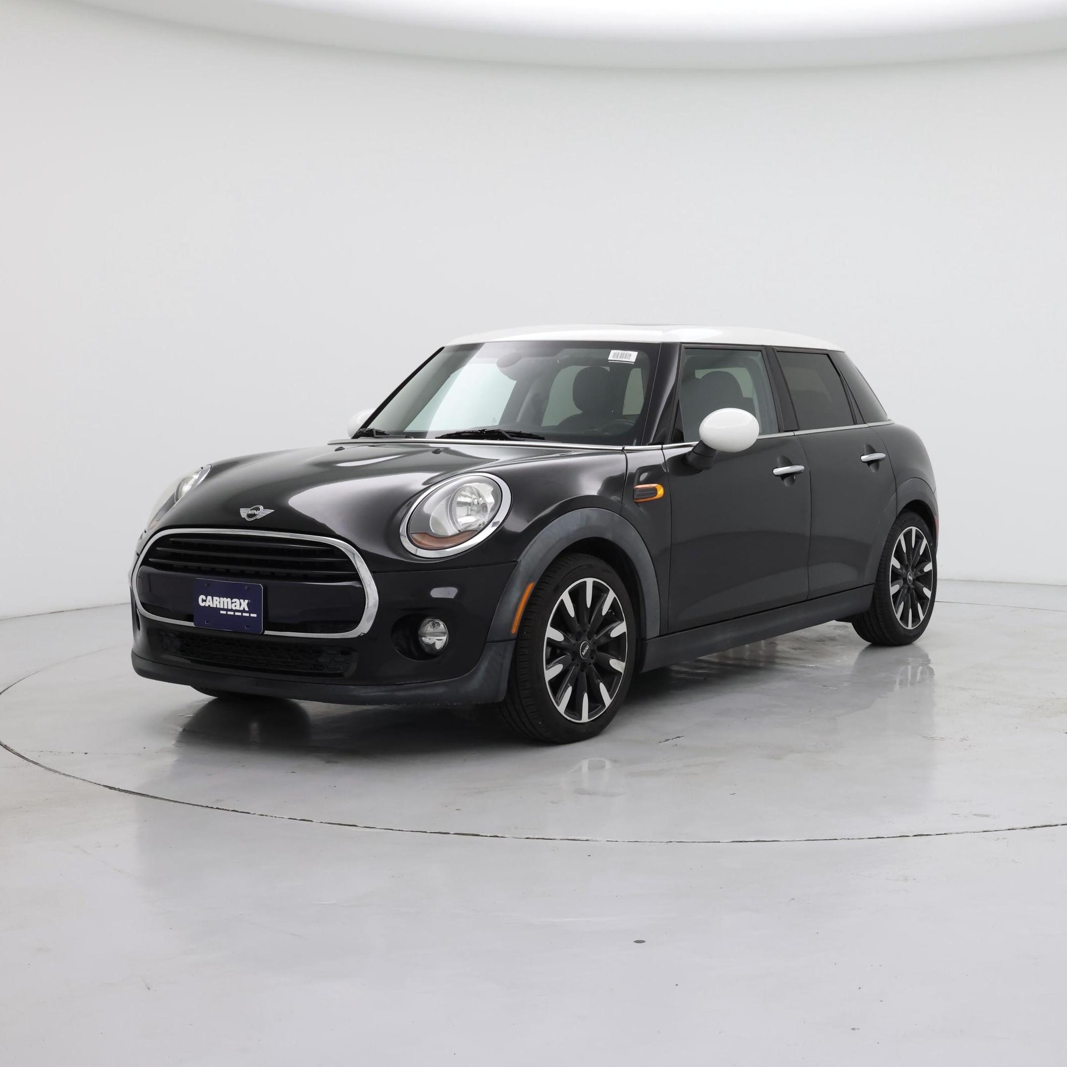Thumbnail: 2016 MINI Cooper Hardtop - 4