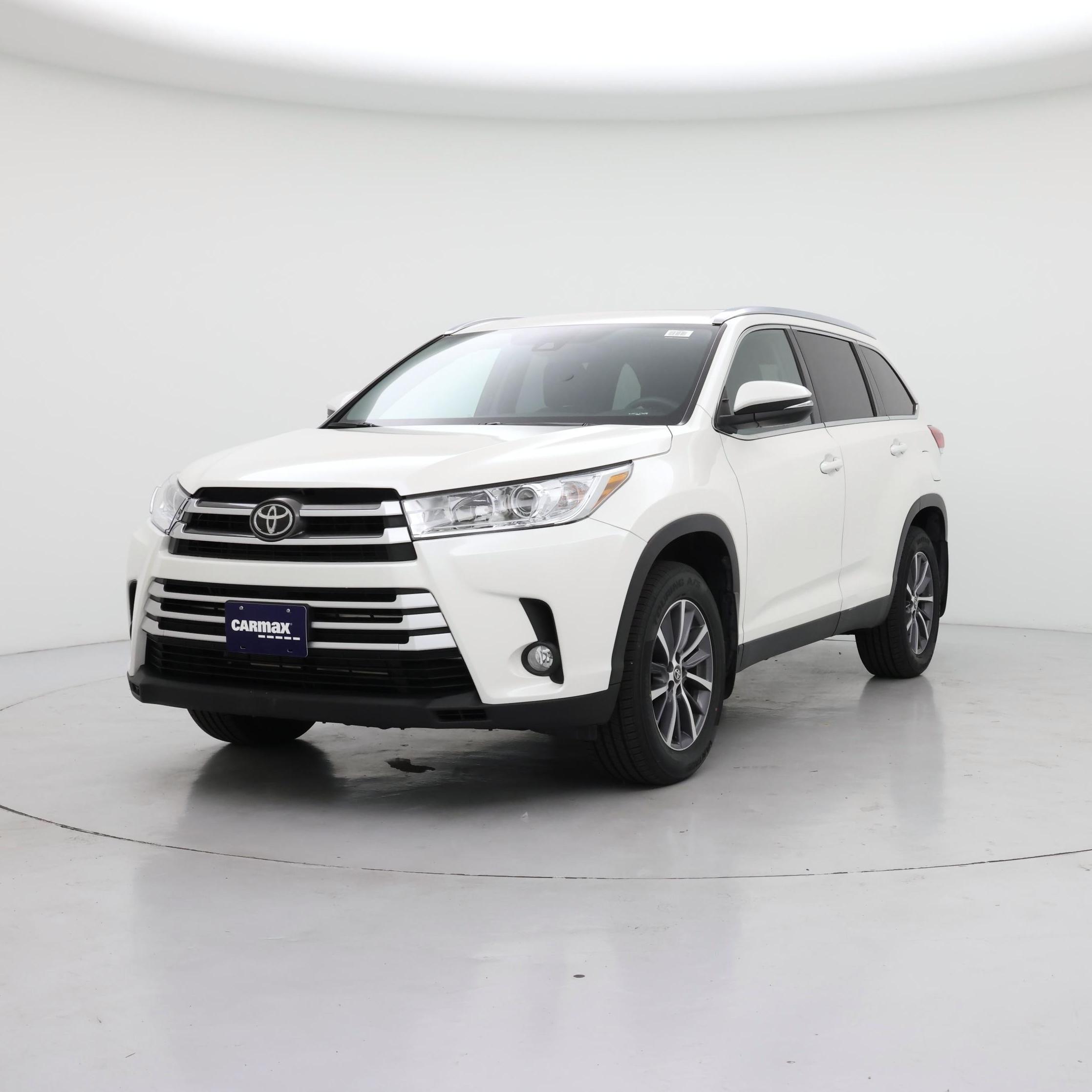 Thumbnail: 2019 Toyota Highlander - 4