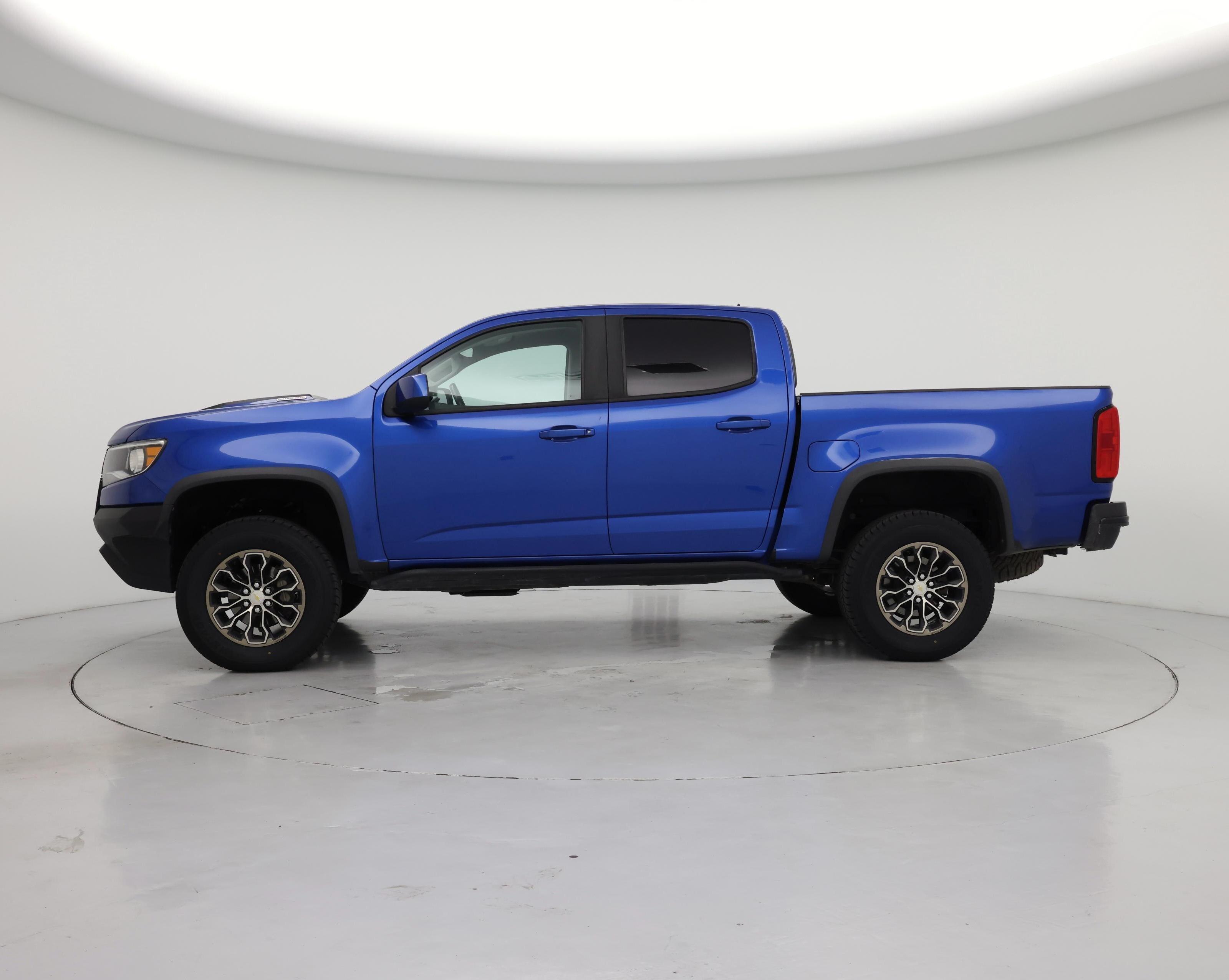 Thumbnail: 2018 Chevrolet Colorado - 3