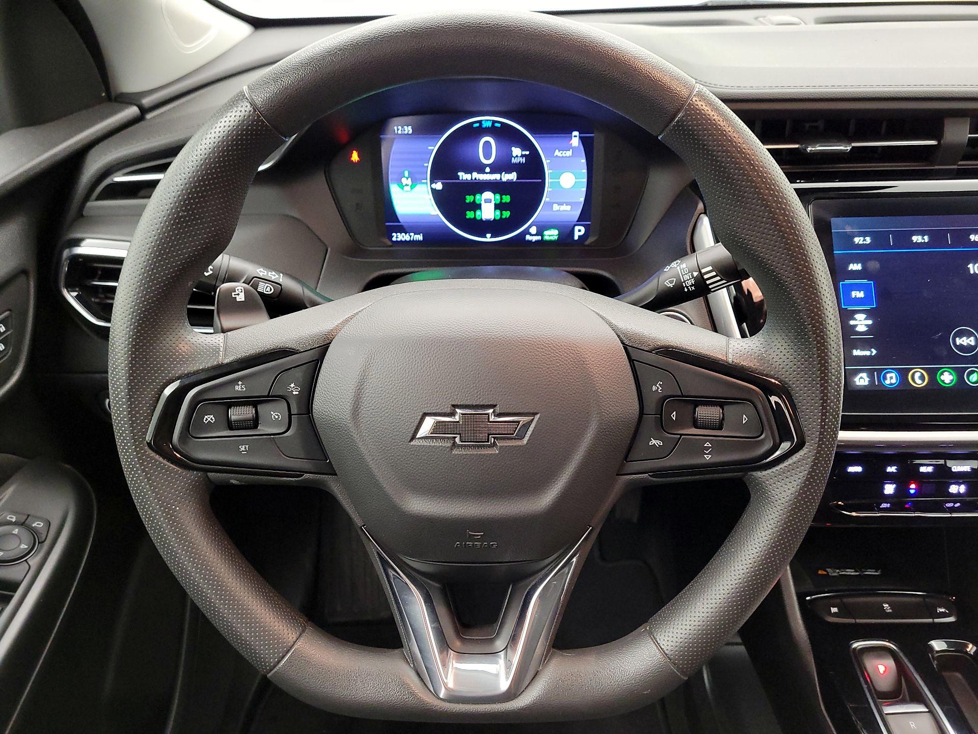 Thumbnail: 2023 Chevrolet Bolt EUV - 10