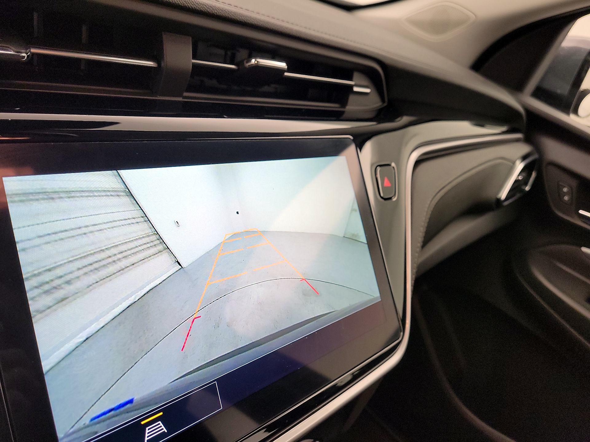 Thumbnail: 2023 Chevrolet Bolt EUV - 14
