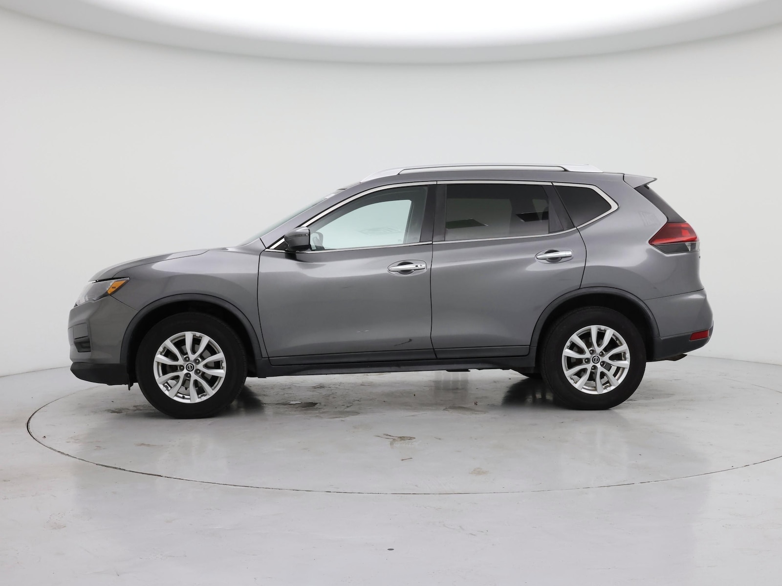 Image of 2018 Nissan Rogue SV
