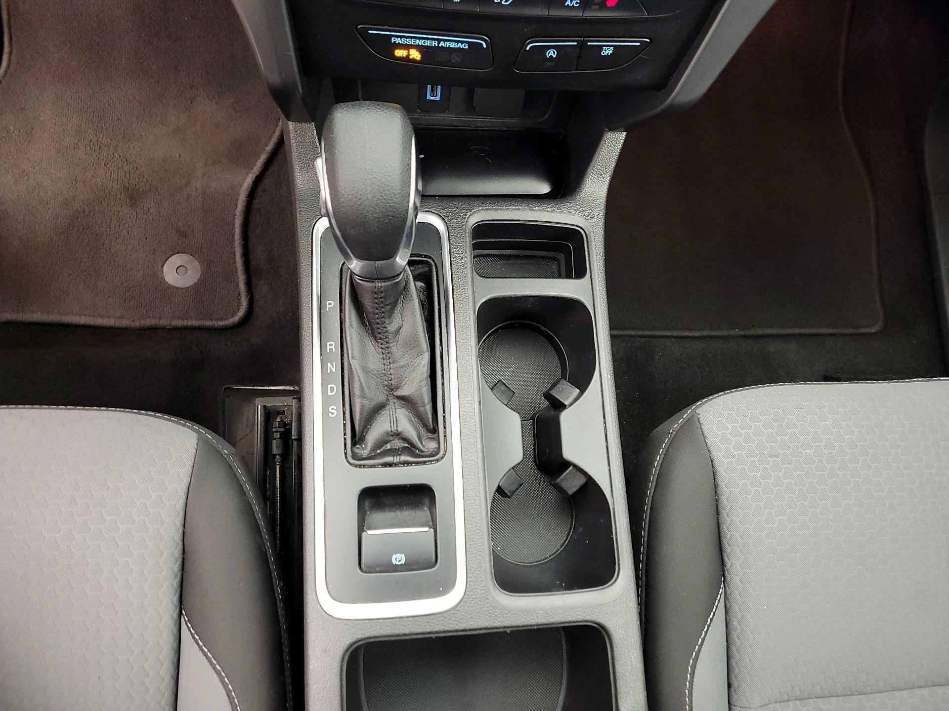 Thumbnail: 2019 Ford Escape - 17